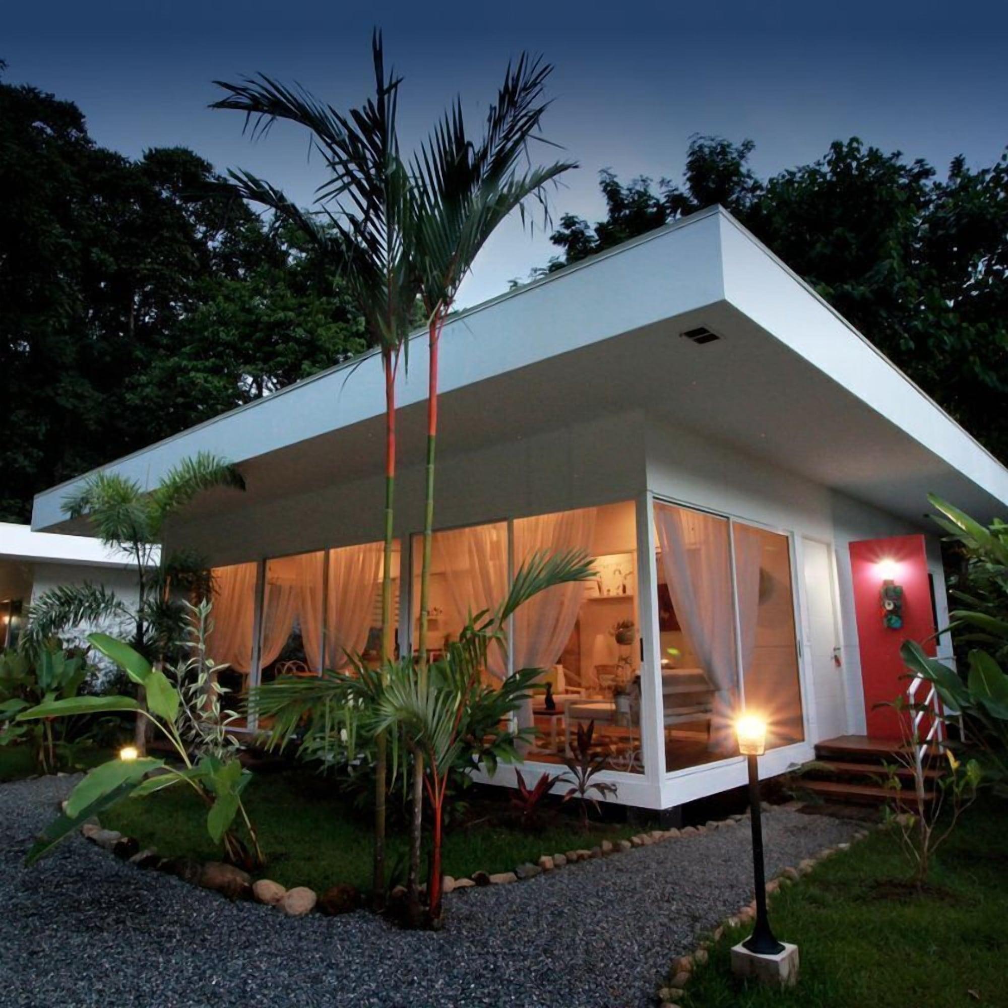 Vista Exterior Ojochal Gardens Villas