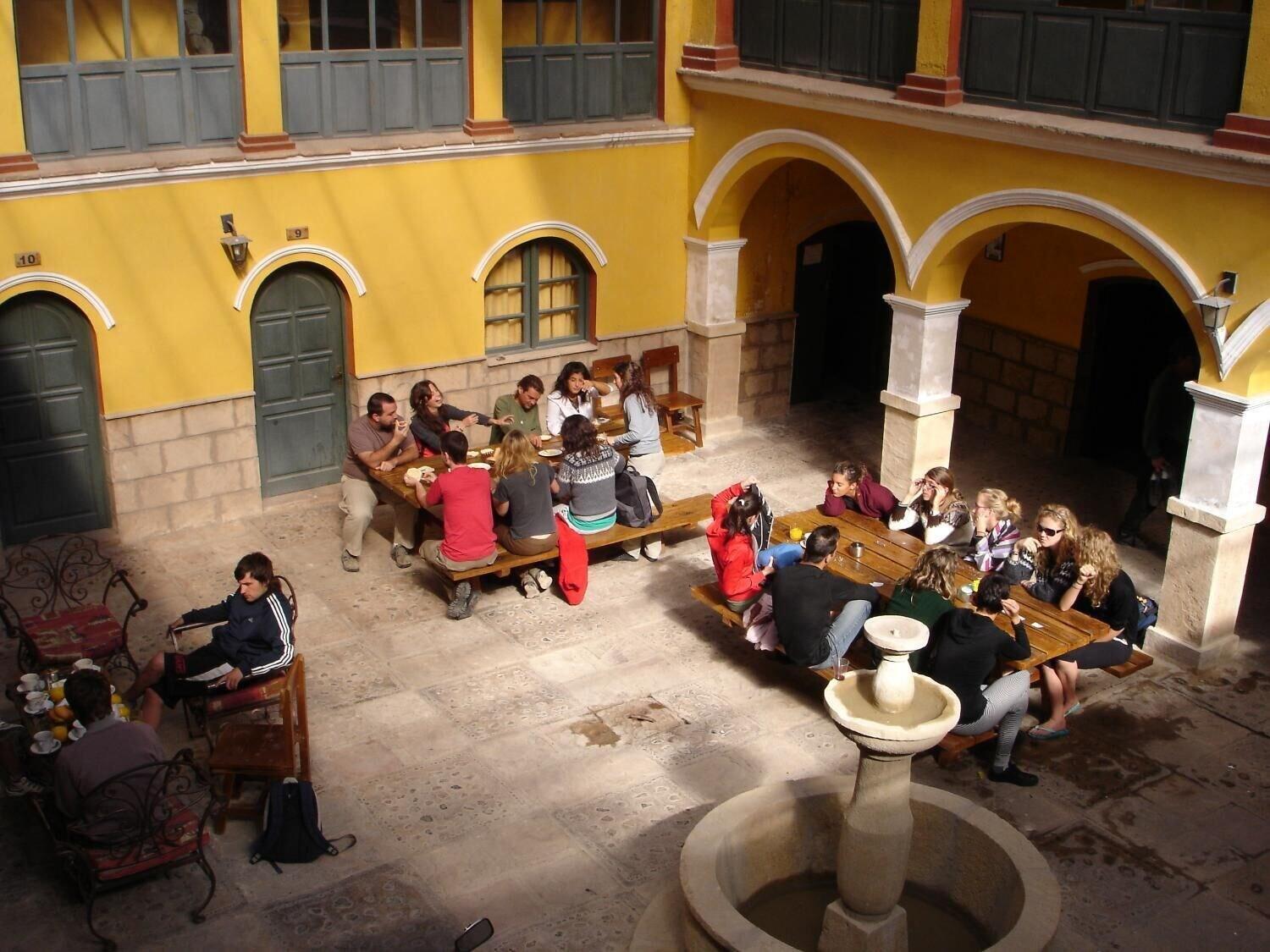 Vista Exterior Hostal La Casona