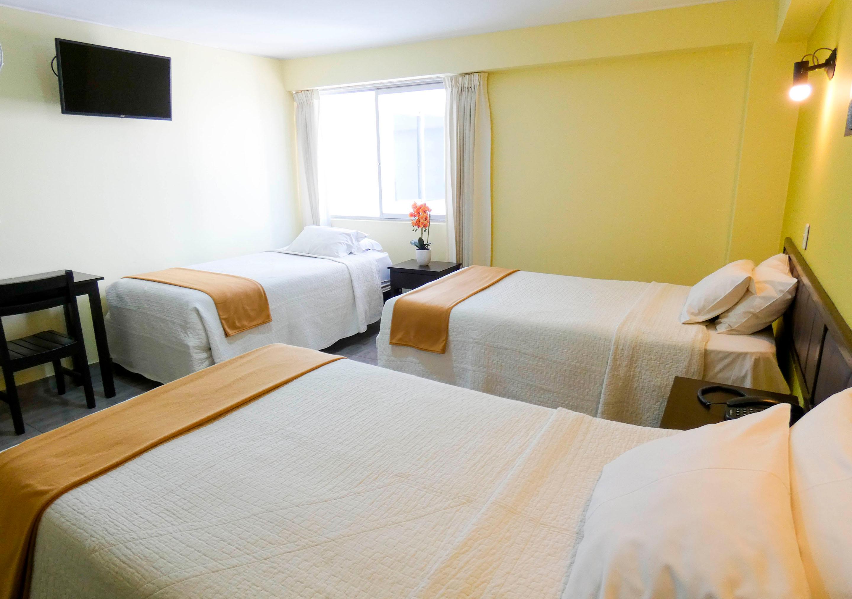 Habitación Hotel Plaza by DOT Light