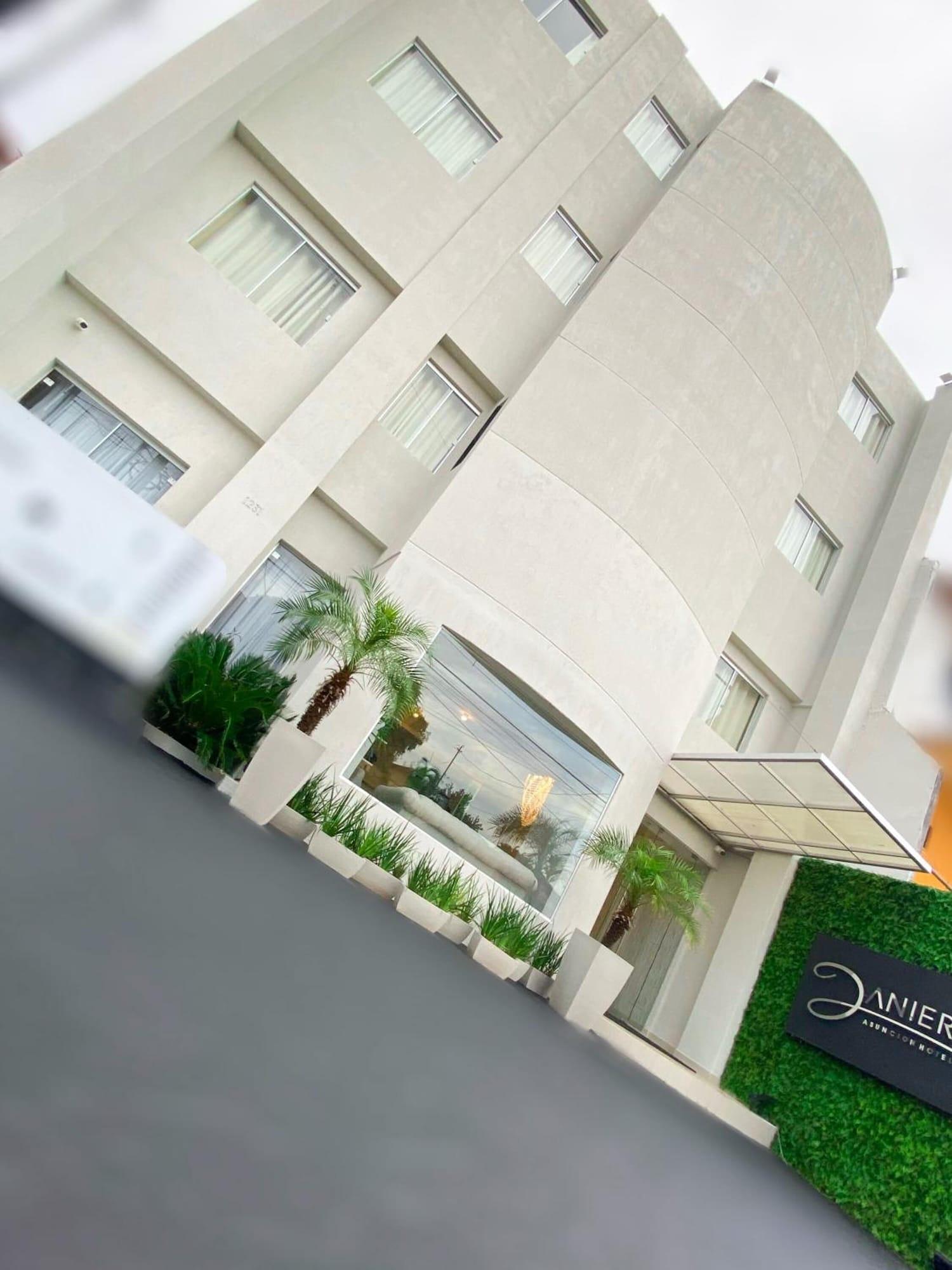 Vista Exterior Danieri Asunción Hotel