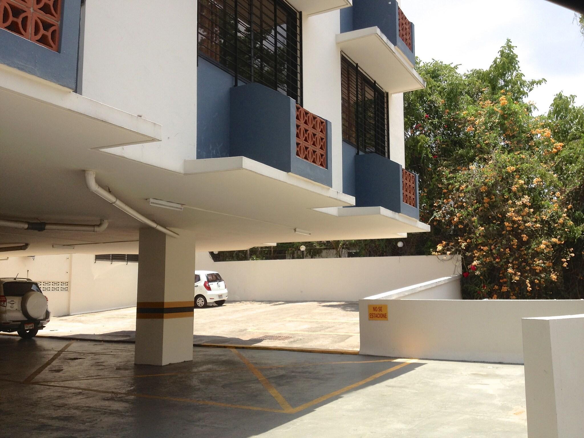 Vista Exterior Eurohotel Panama