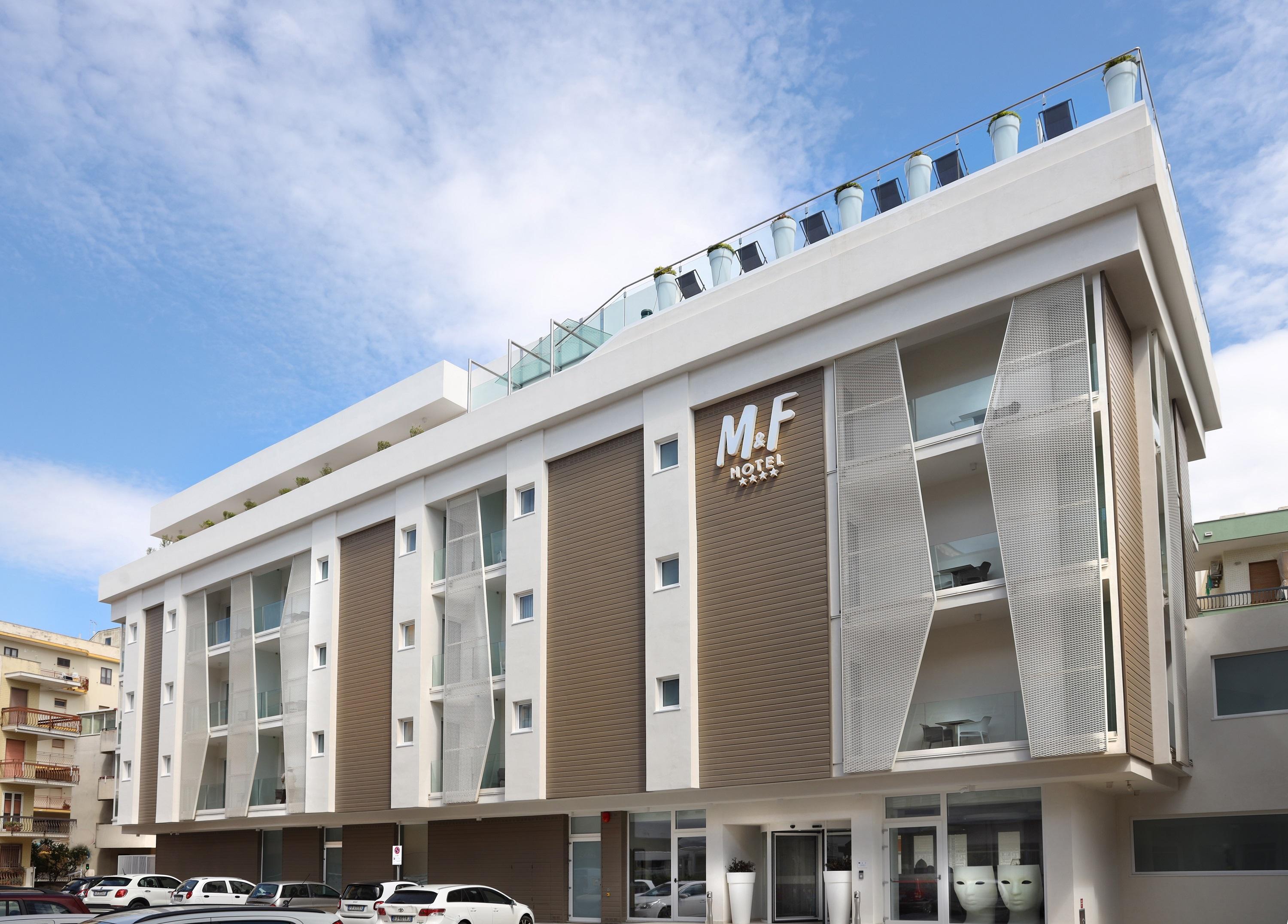 Vista Exterior M&F Hotel