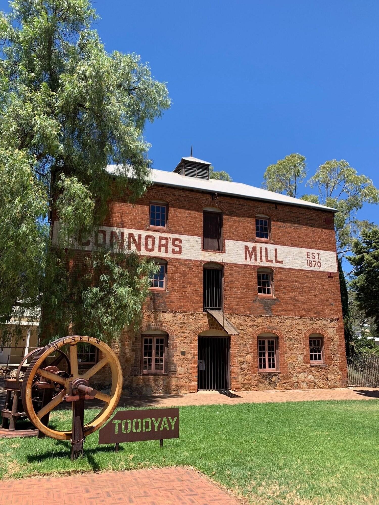 Vista Exterior Toodyay Hotel