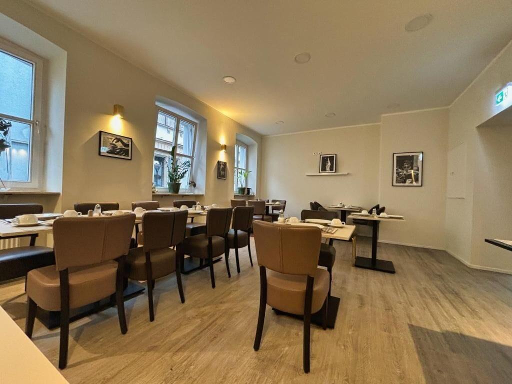 Restaurant HAVENU Hotel Quartier 8