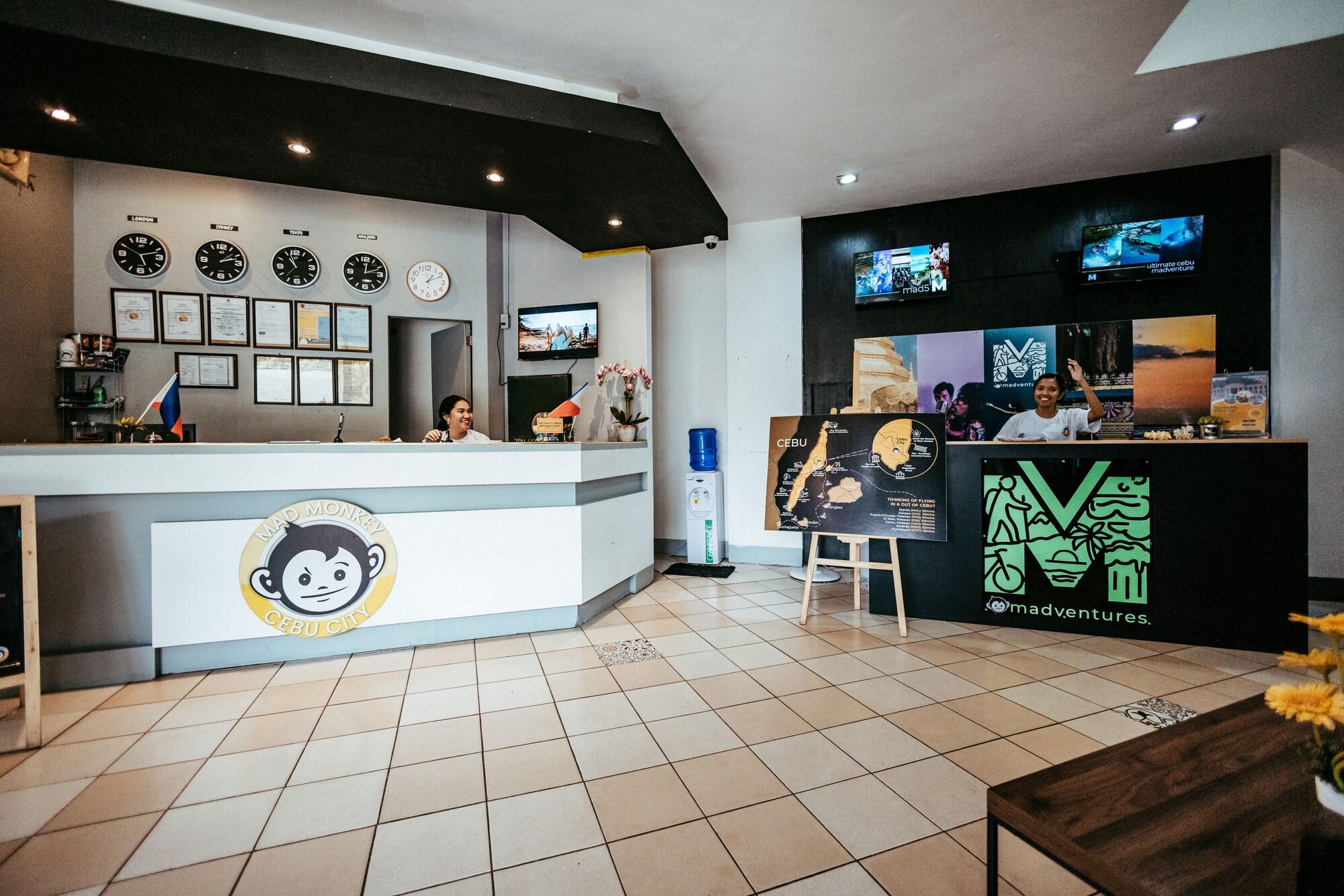 Vista Lobby Mad Monkey Cebu City - Adults Only
