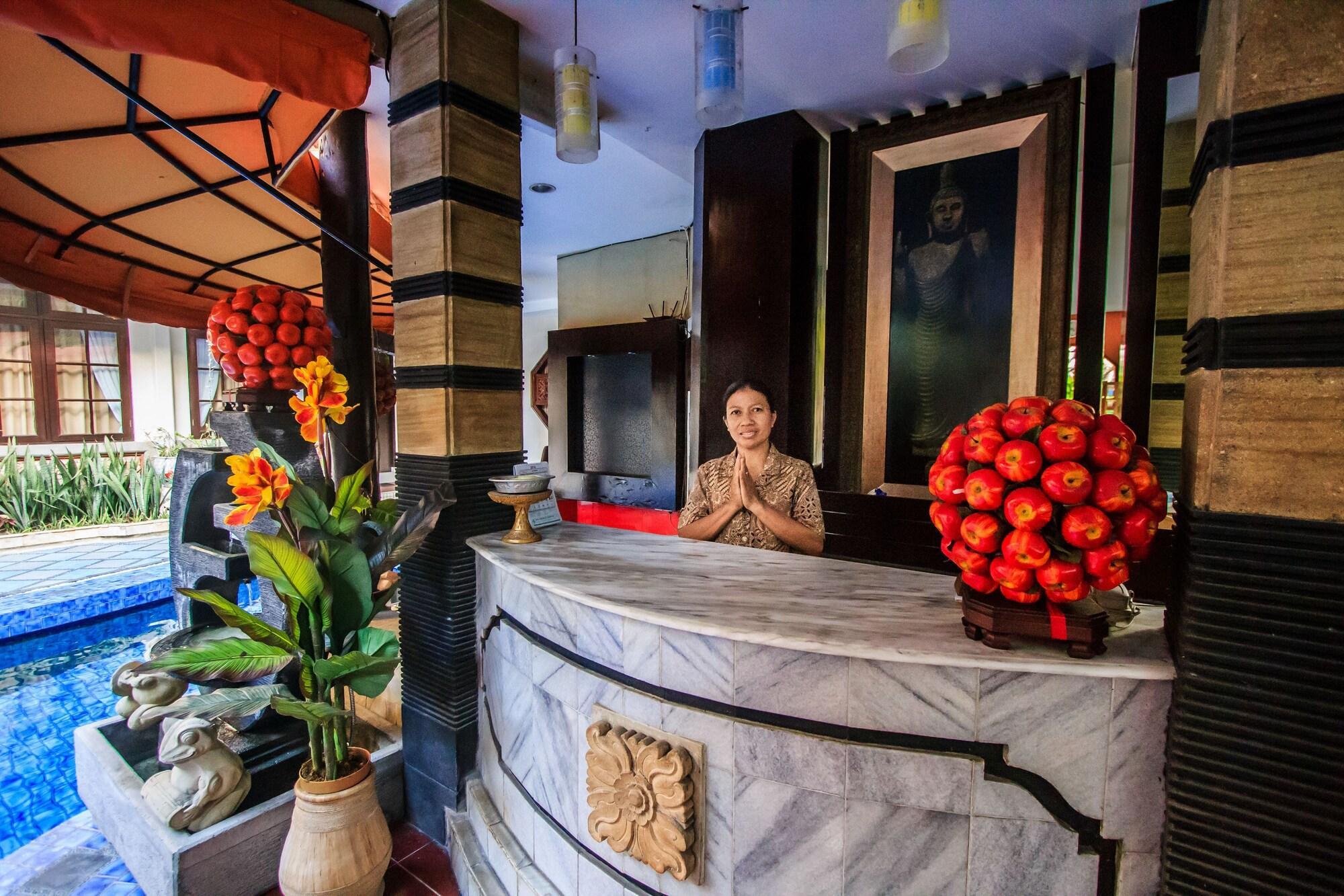 Bar/Salón Sri Ratu Hotel