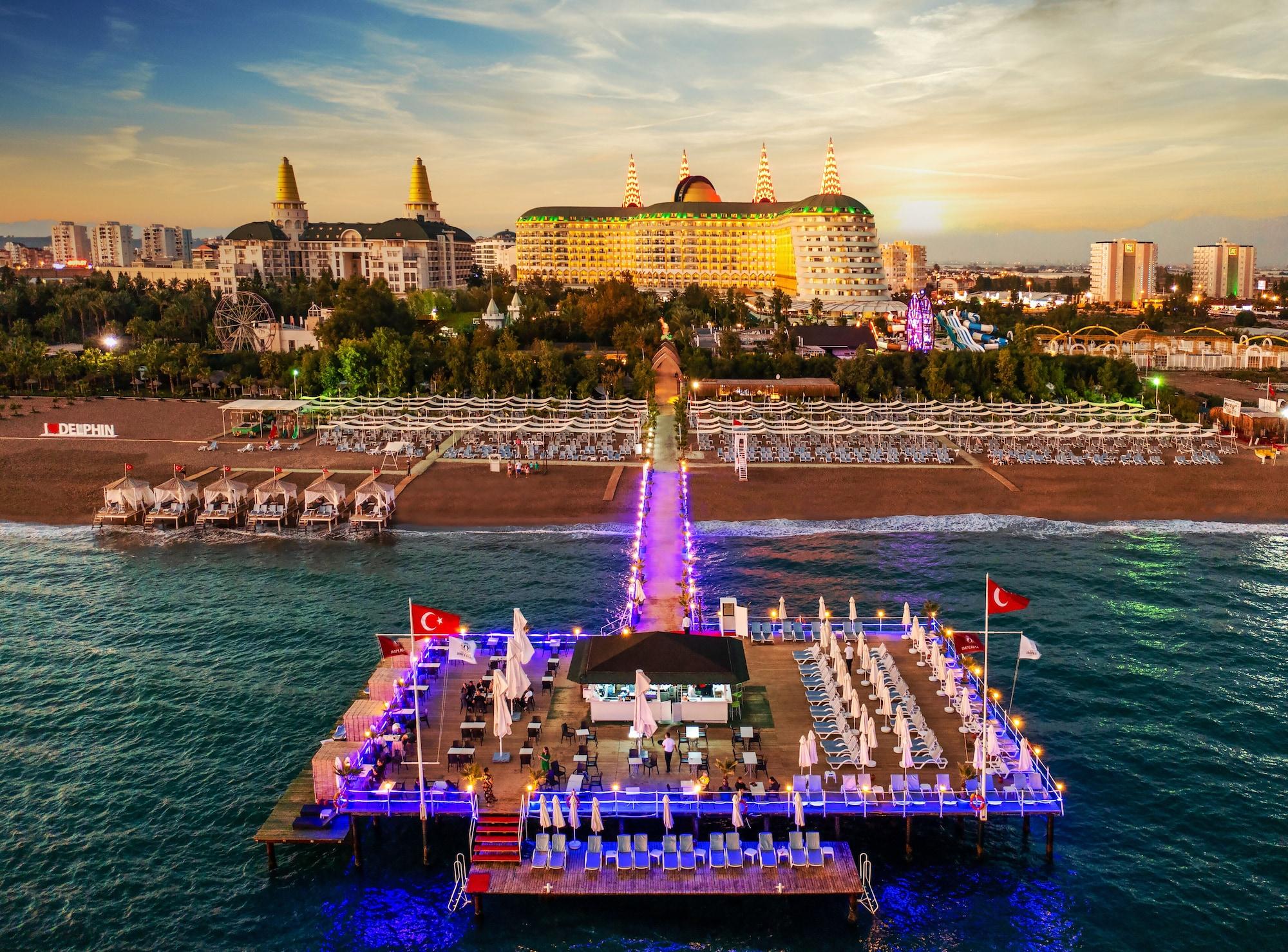 Vista Exterior Delphin Imperial