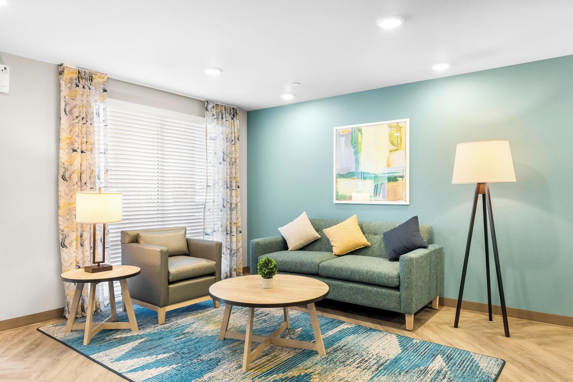 Vista Lobby Woodspring Suites Bluffdale Salt Lake City