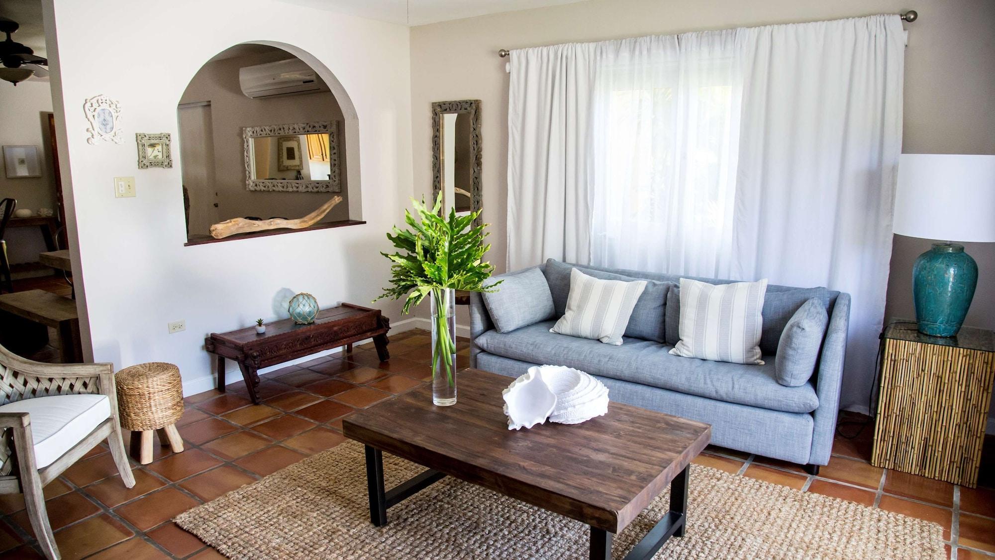 Habitación Villa Montana Beach Resort
