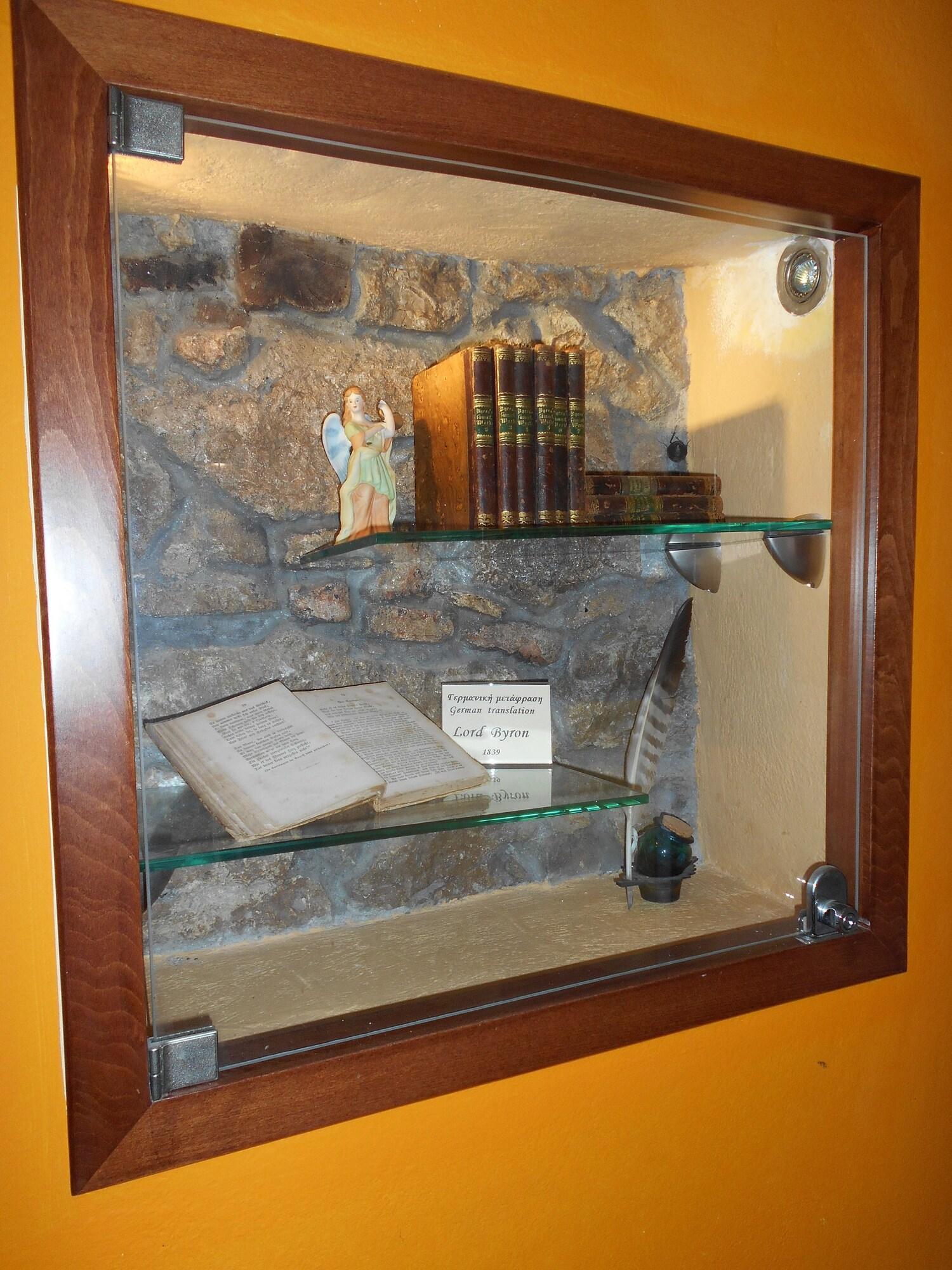 Vista Lobby Byron Hotel