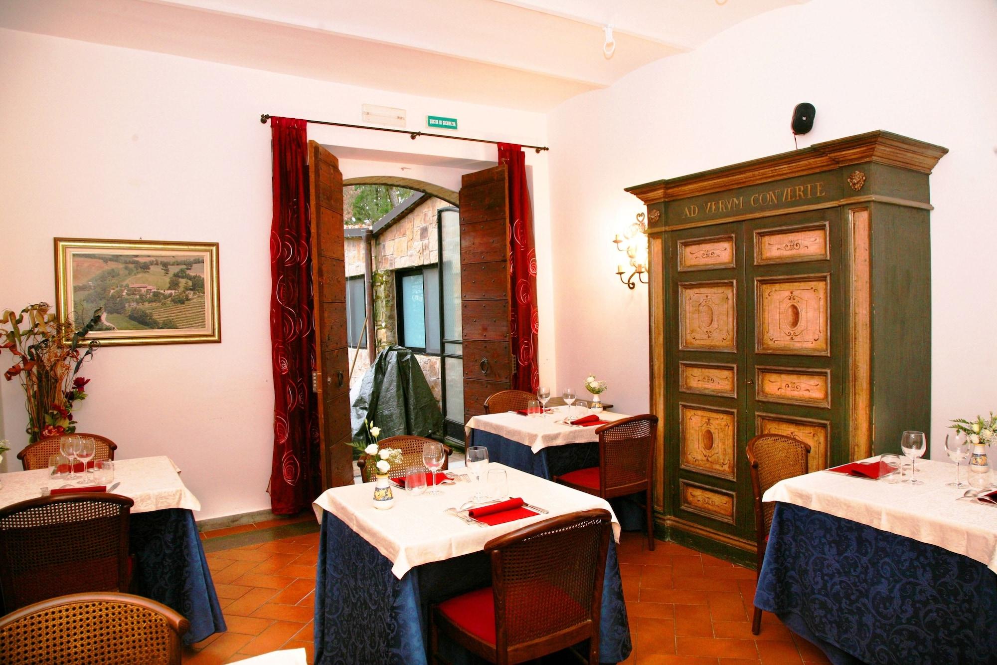 Bar/Salón Castello Cortevecchio