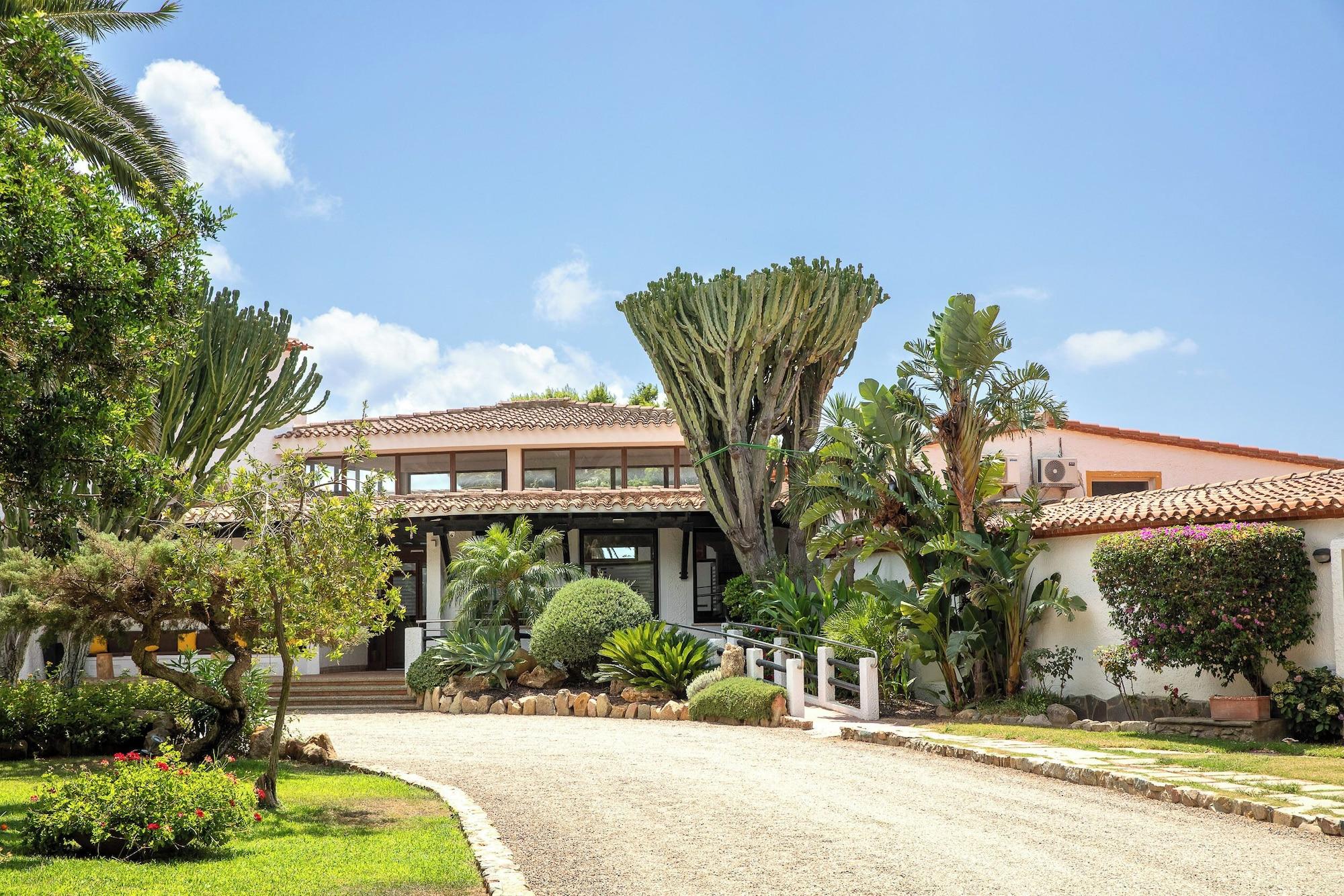Vista Lobby Cormoran Resort Villasimius