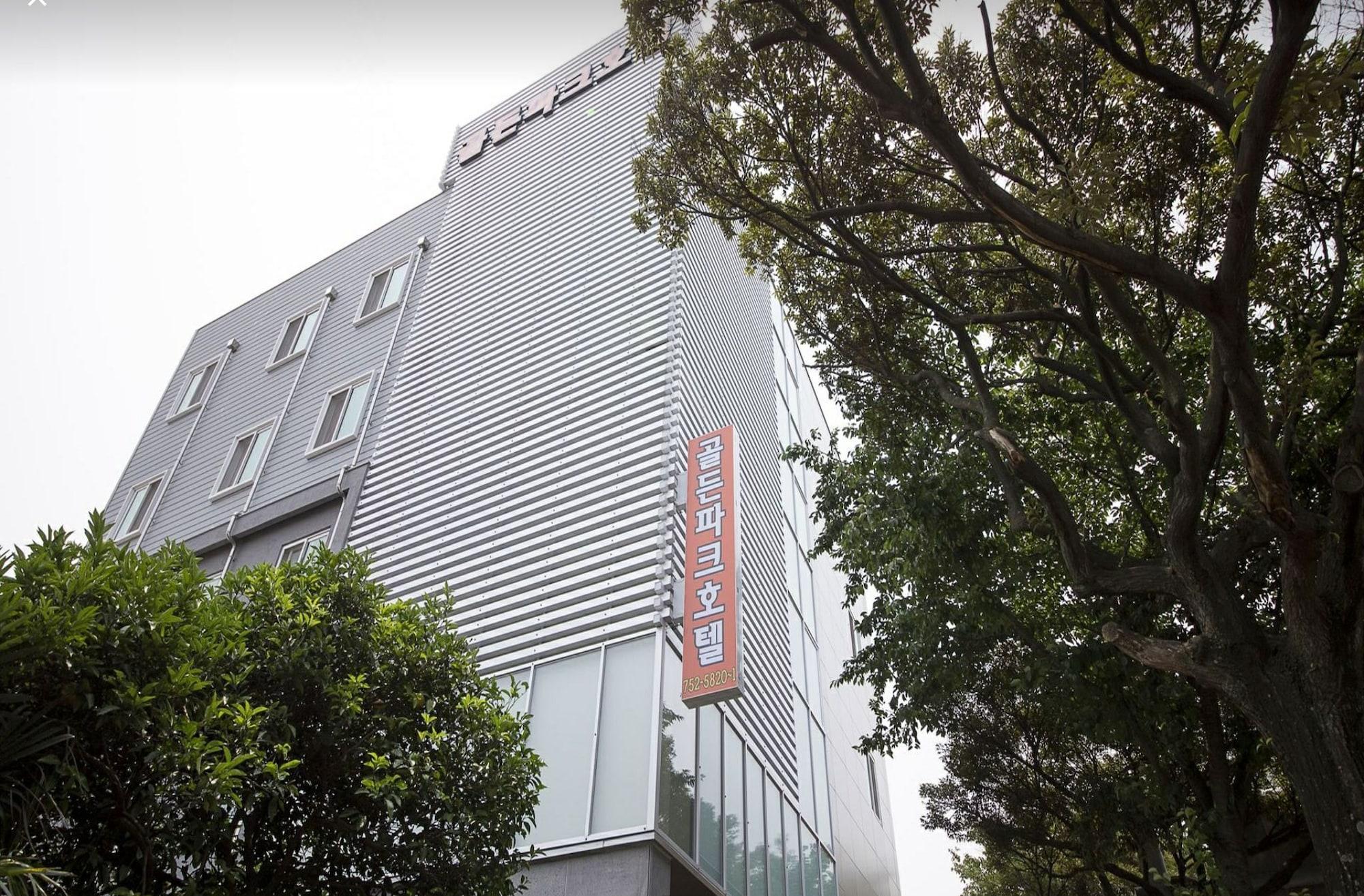 Vista Exterior Golden Park Hotel