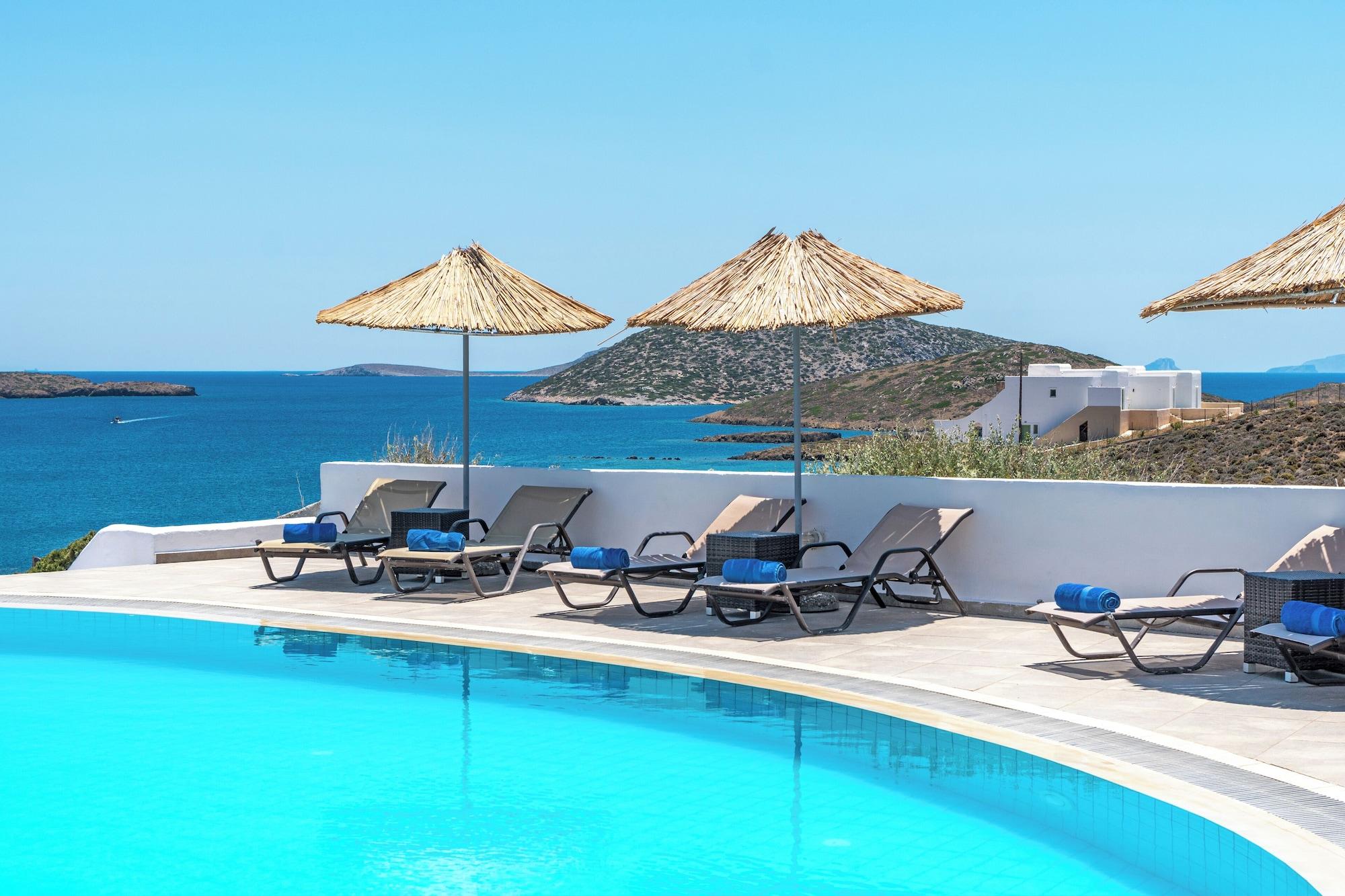 Vista Exterior Castellano Village