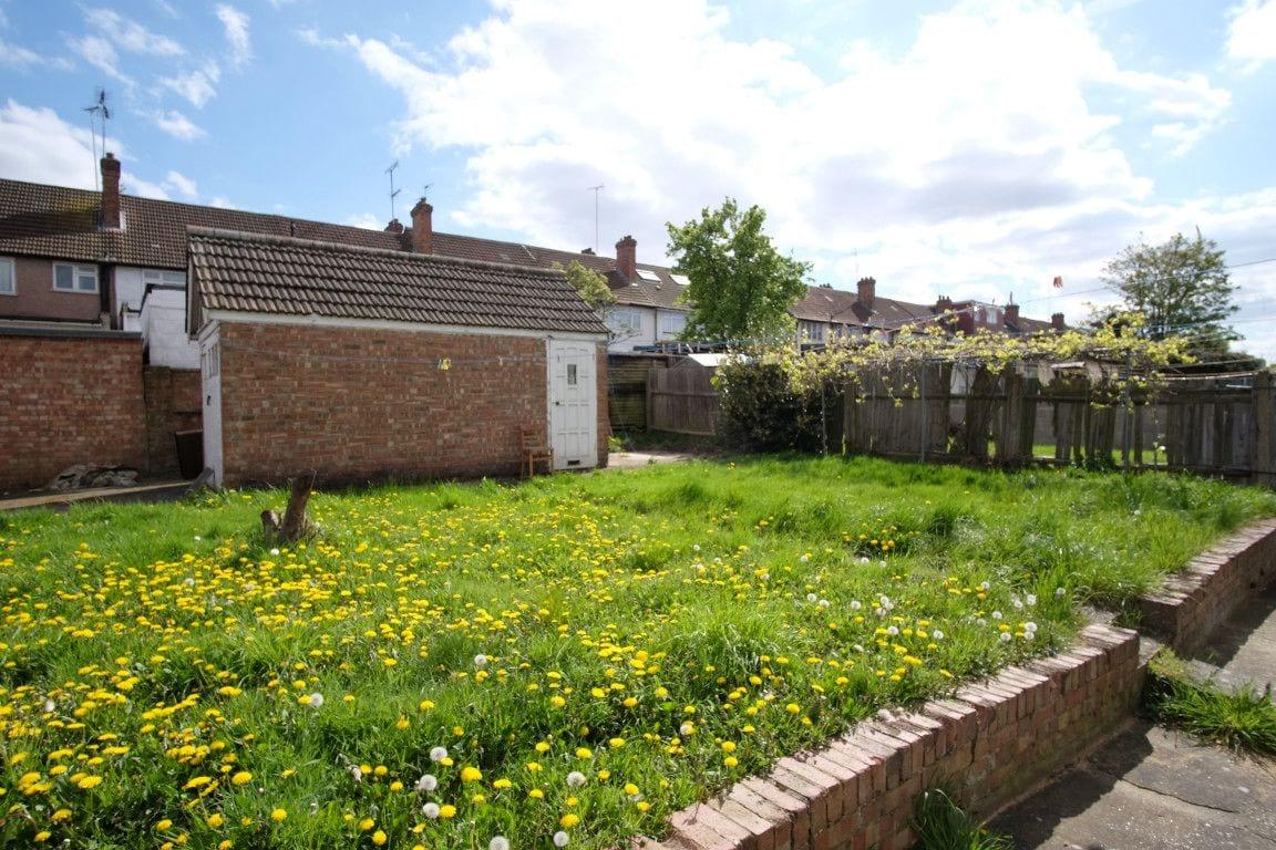 Varios Dawpool House