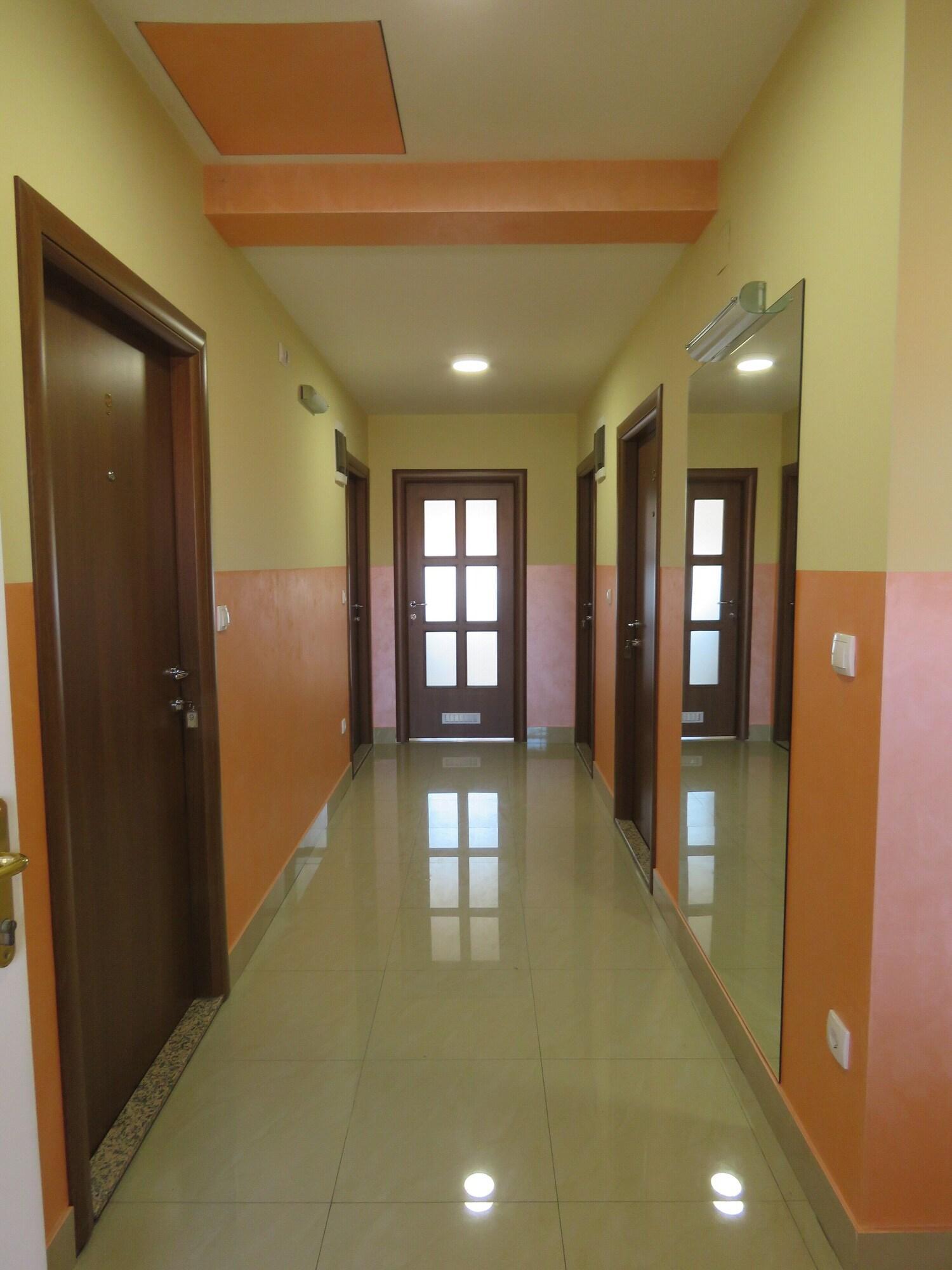 Vista Lobby Apartments  Bella Mare Belgrade