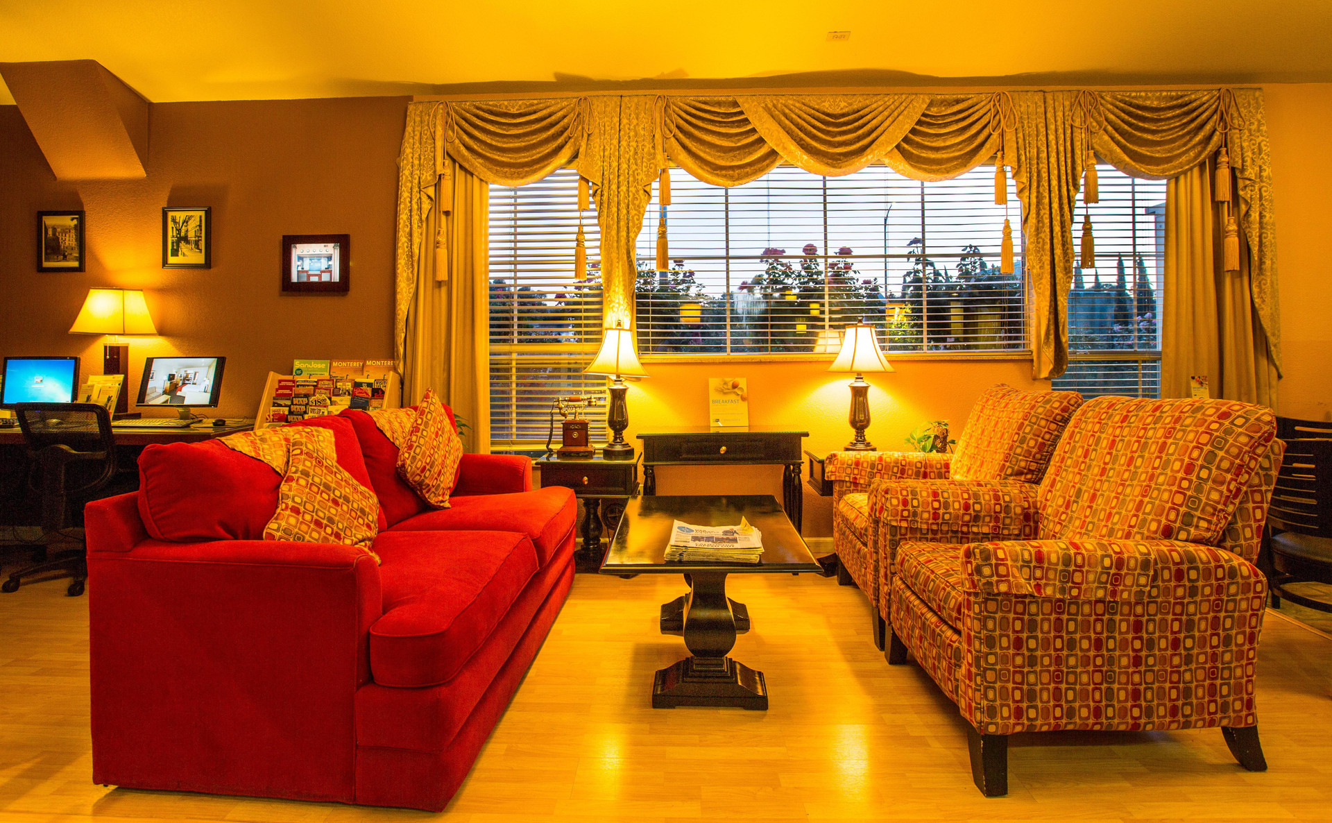 Vista Lobby SureStay Plus Hotel by Best Western San Jose Central City