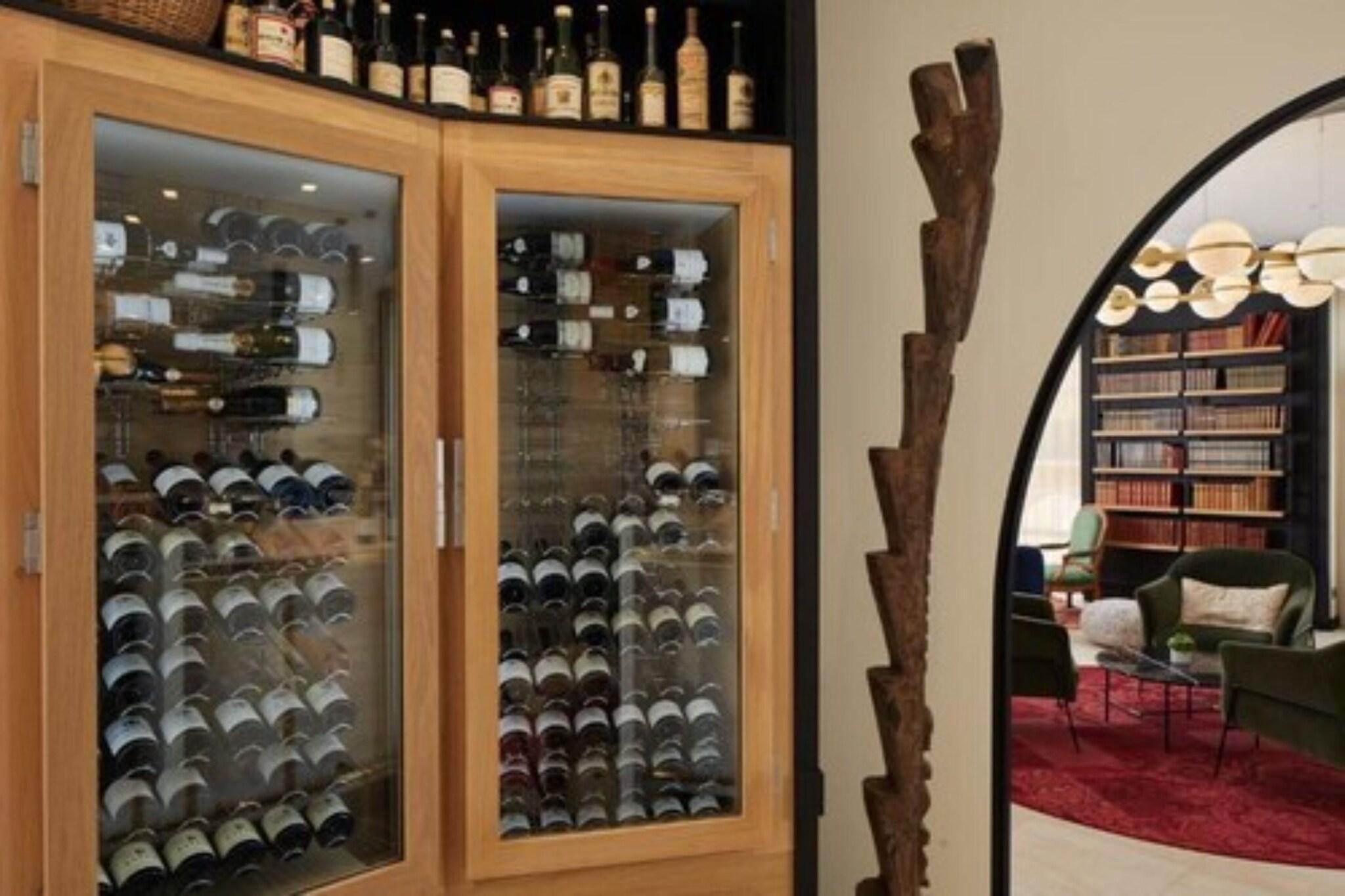 Bar/Salón Hotel Les Nomades