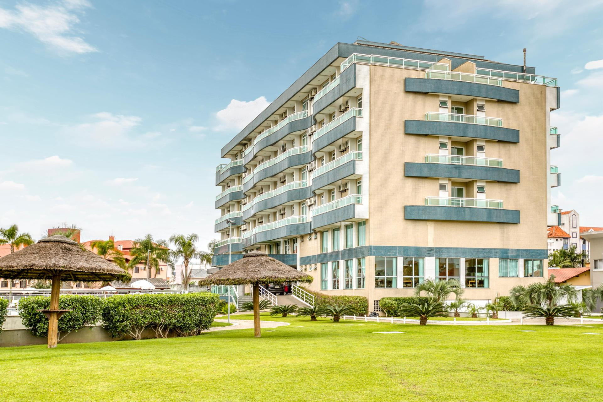 Vista Exterior Oceania Park Hotel, Spa & Convention Center