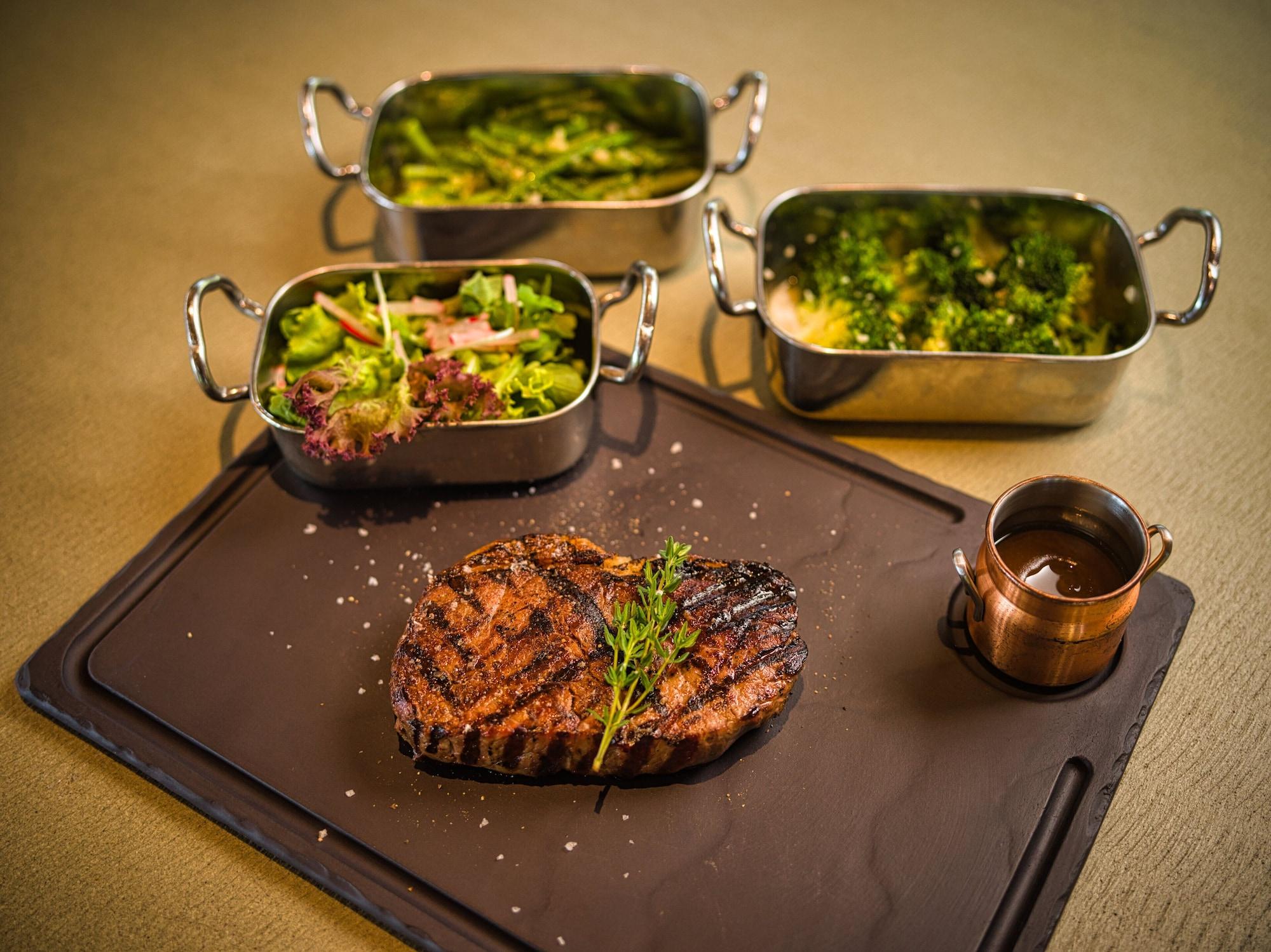 Restaurant Legacy Mekong, Can Tho, Autograph Collection