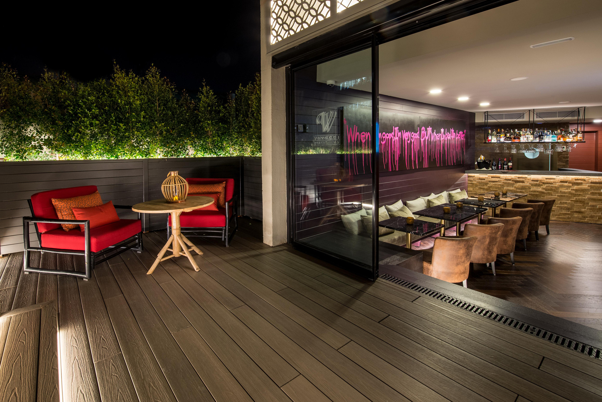 Bar/Salón Vincci Mae