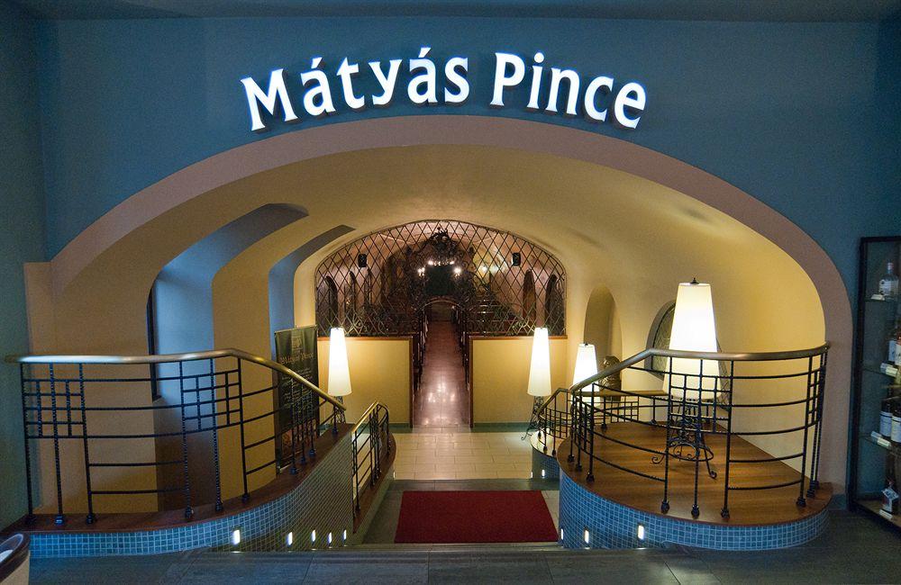 Varios City Hotel Matyas