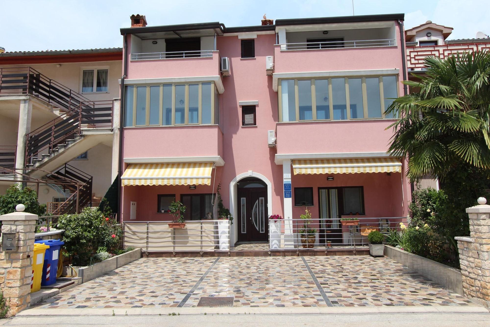 Varios Guests House Lea