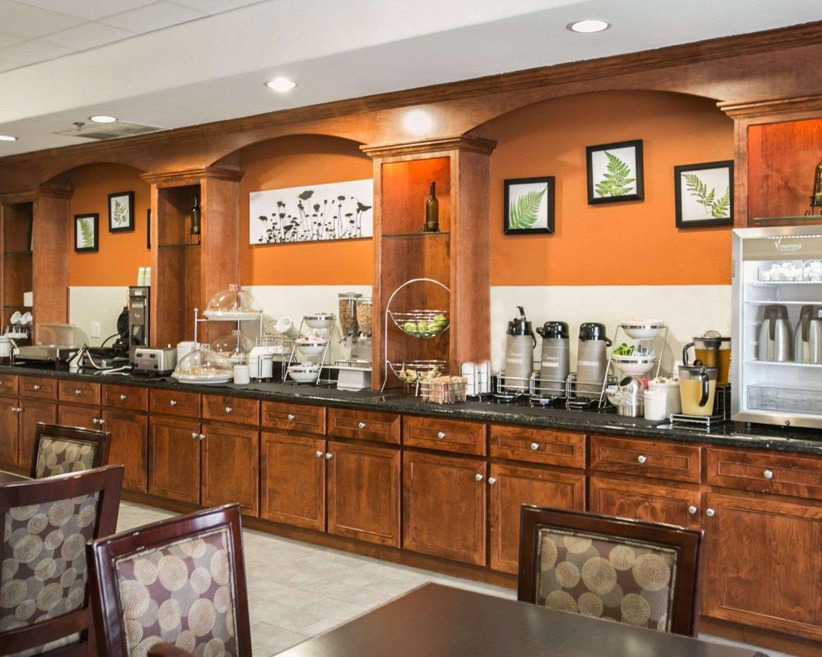 Restaurant Sleep Inn & Suites Highway 290/NW Freeway