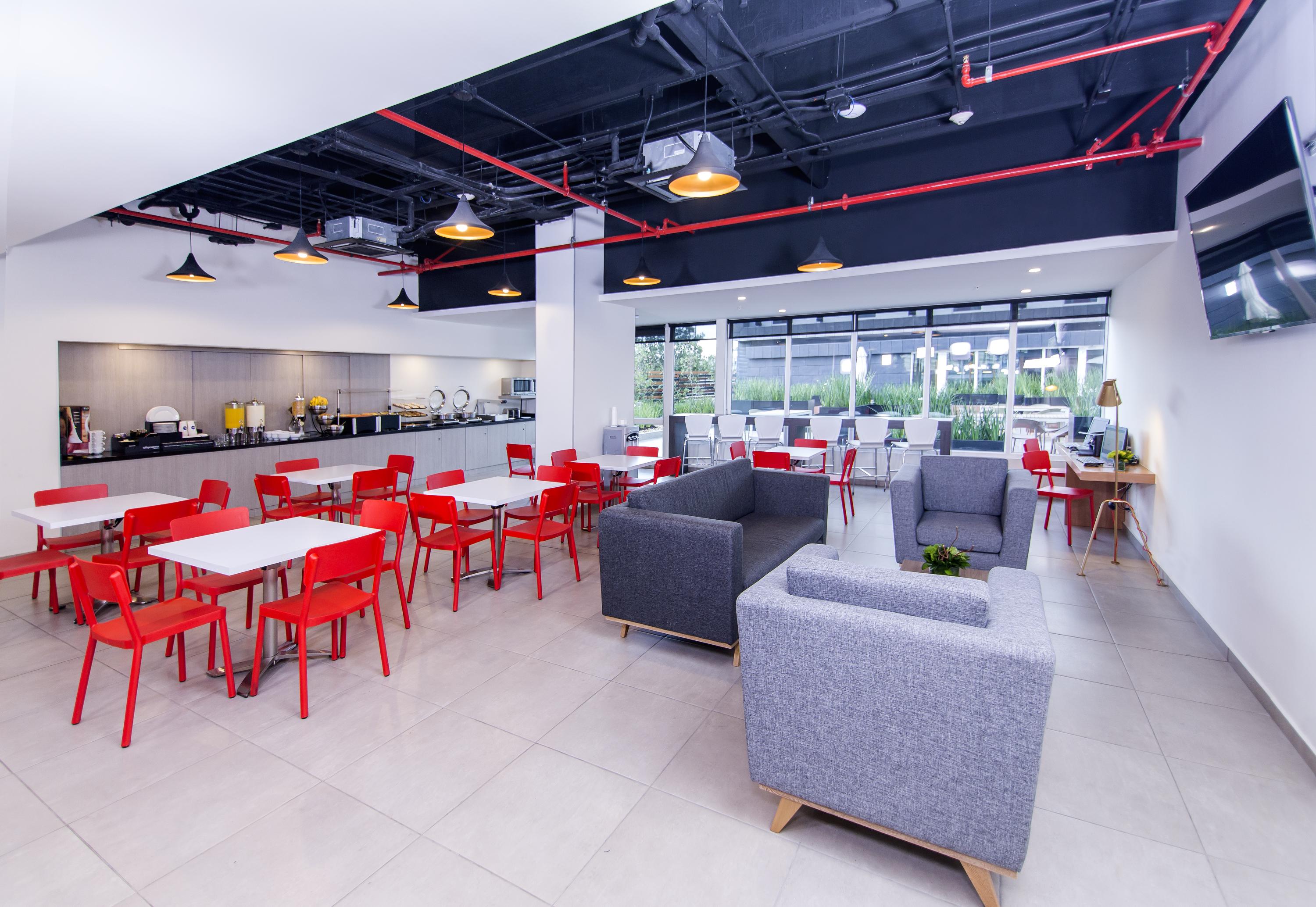 Restaurant City Express Junior by Marriott Bogota Aeropuerto
