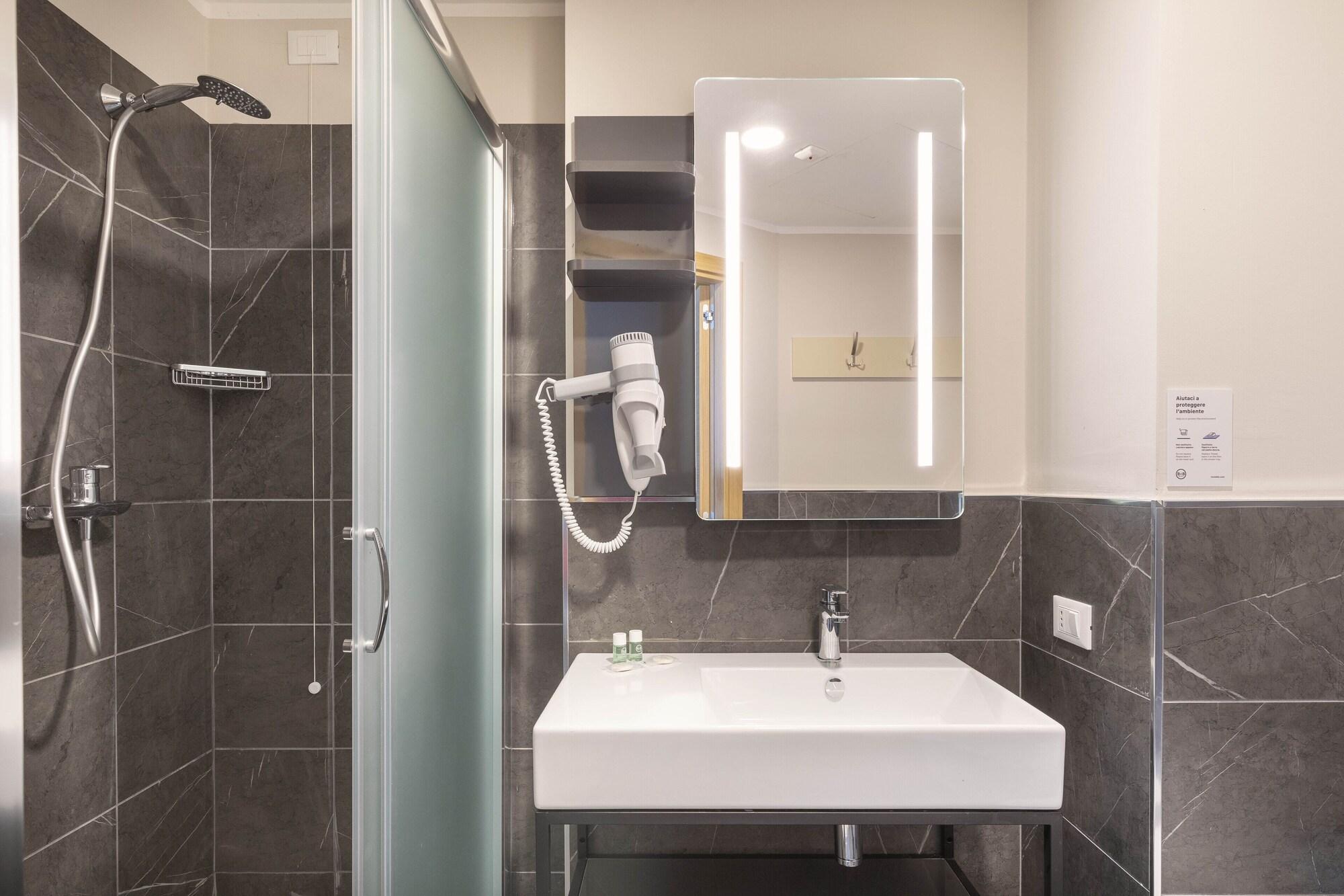 Equipamiento de Habitación B&B Hotel Roma Fiumicino Aeroporto Fiera 2