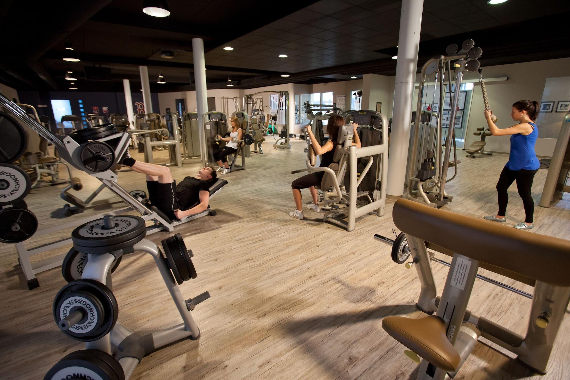 Gimnasio Europa-Park Freizeitpark & Erlebnis-Resort, Hotel Castillo Alcazar
