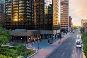 Alojamiento - Hilton Denver City Center