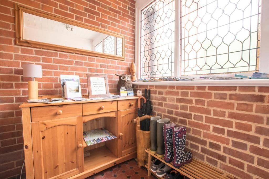 Vista Lobby Forest Side Guest House