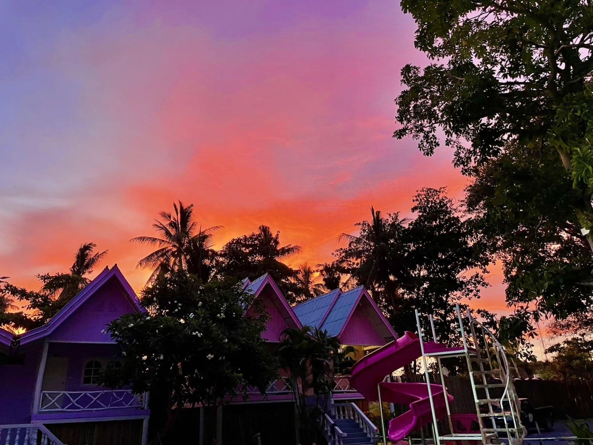 Varios Slumber Party Beach Koh Phangan