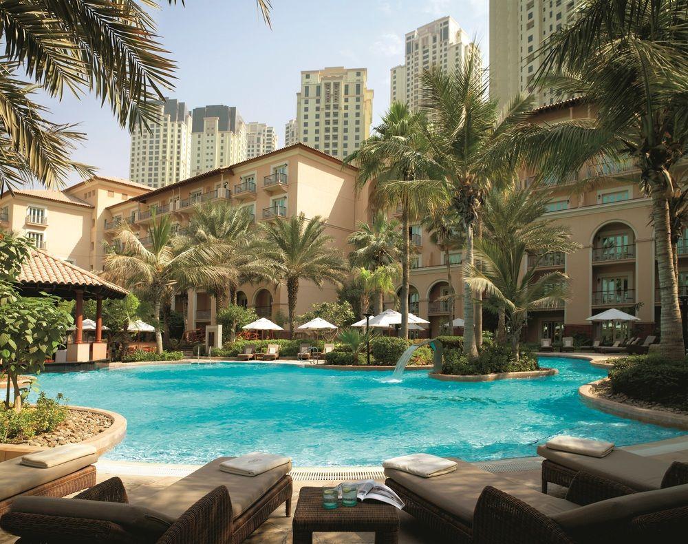 Vista Piscina The Ritz-Carlton, Dubai