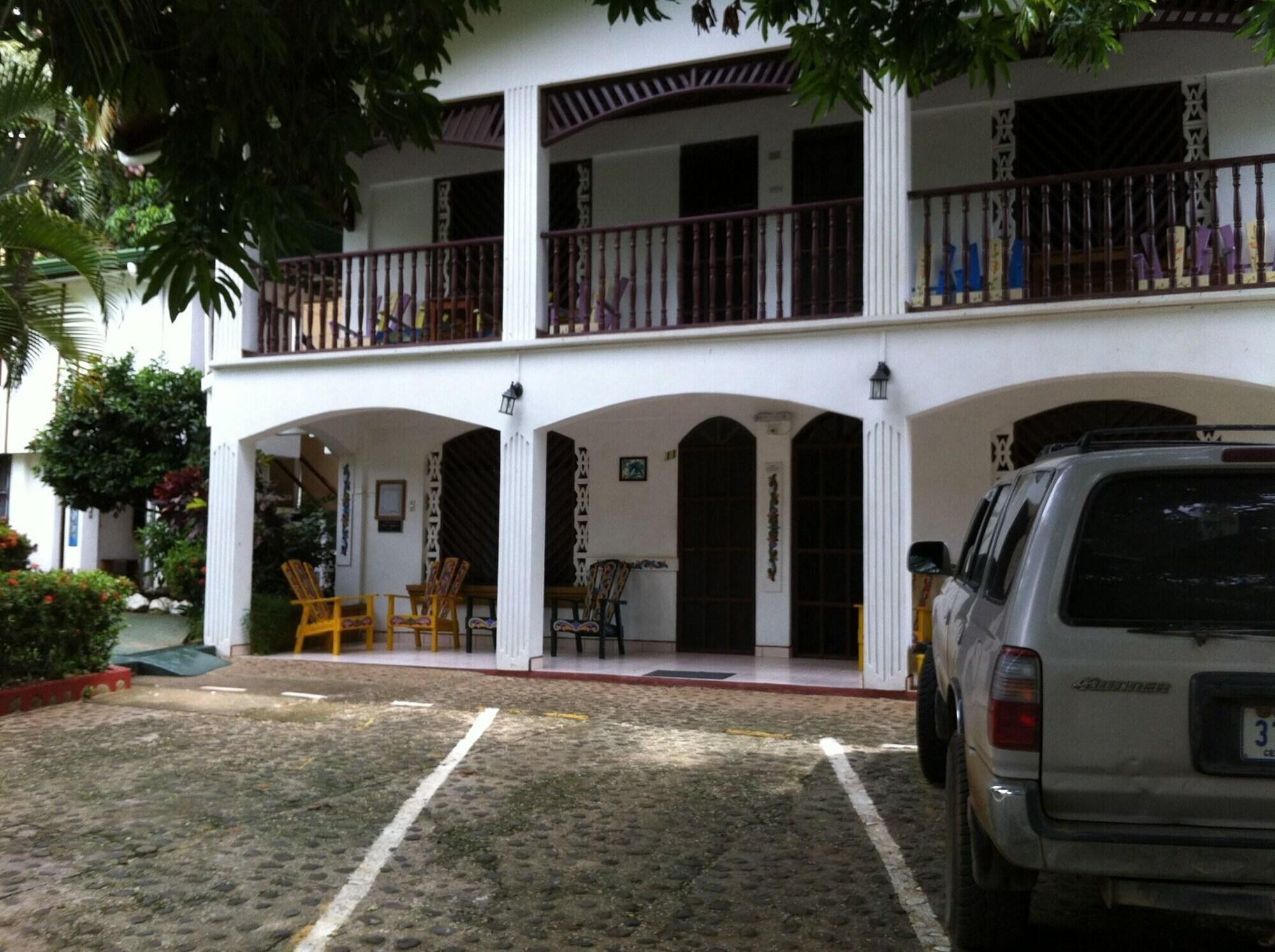 Varios Cabinas Marielos