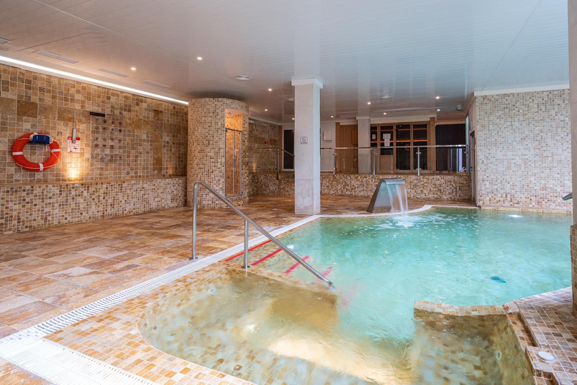 Vista Piscina Aparthotel THB Guya Playa