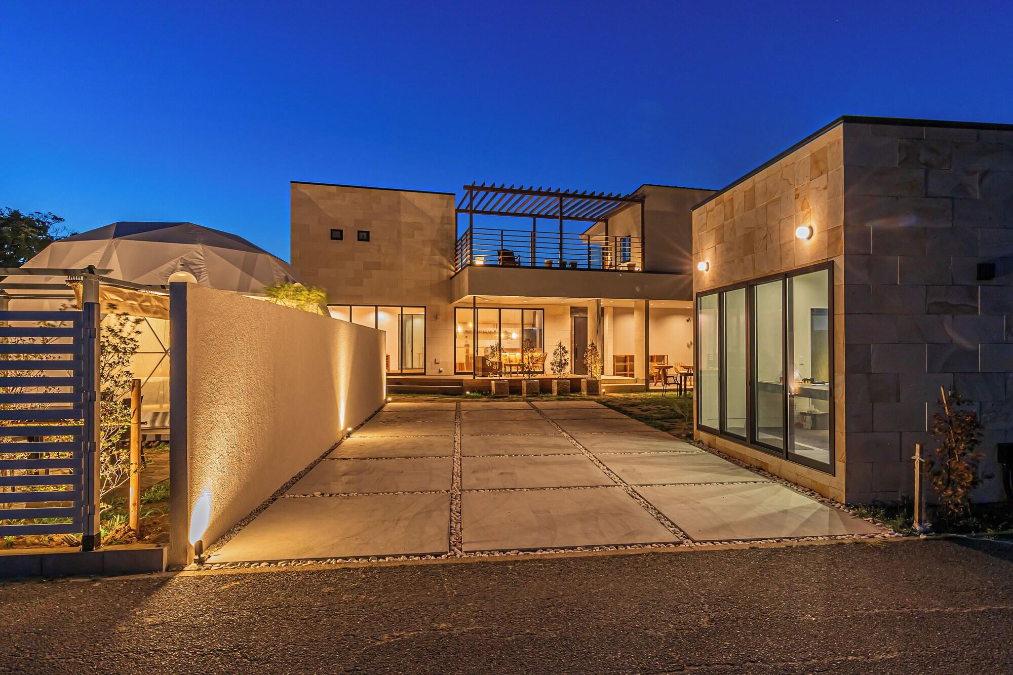 Varios Innosense Resort -In Chiba Resol-