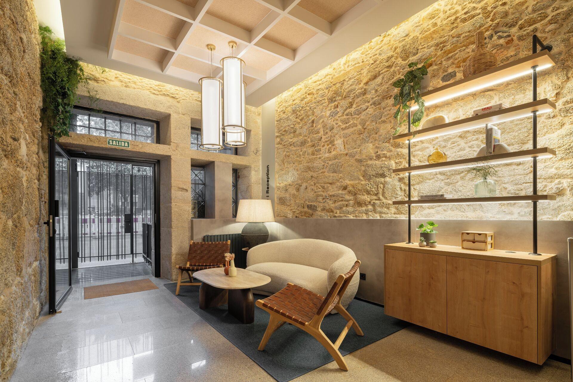Vista Lobby Marina 30