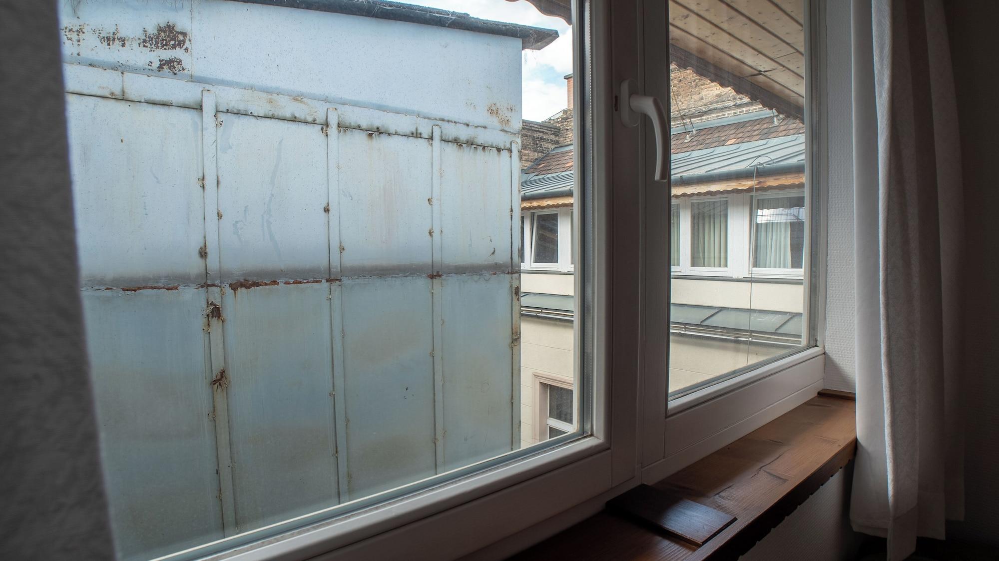 Vista Exterior OPERA16 Guestrooms