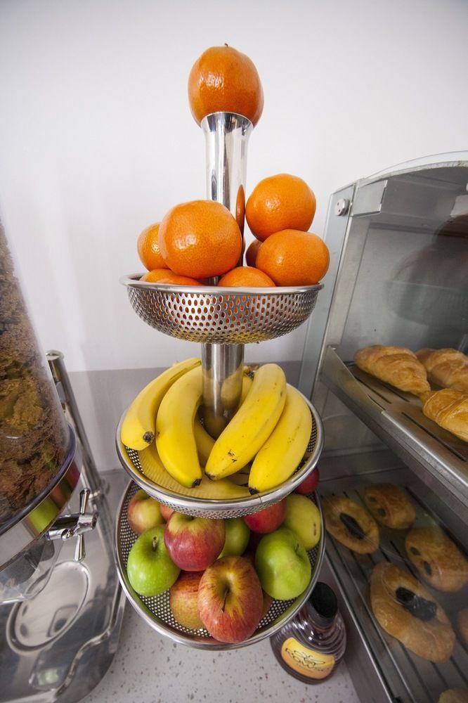 Restaurant Maiden Oval