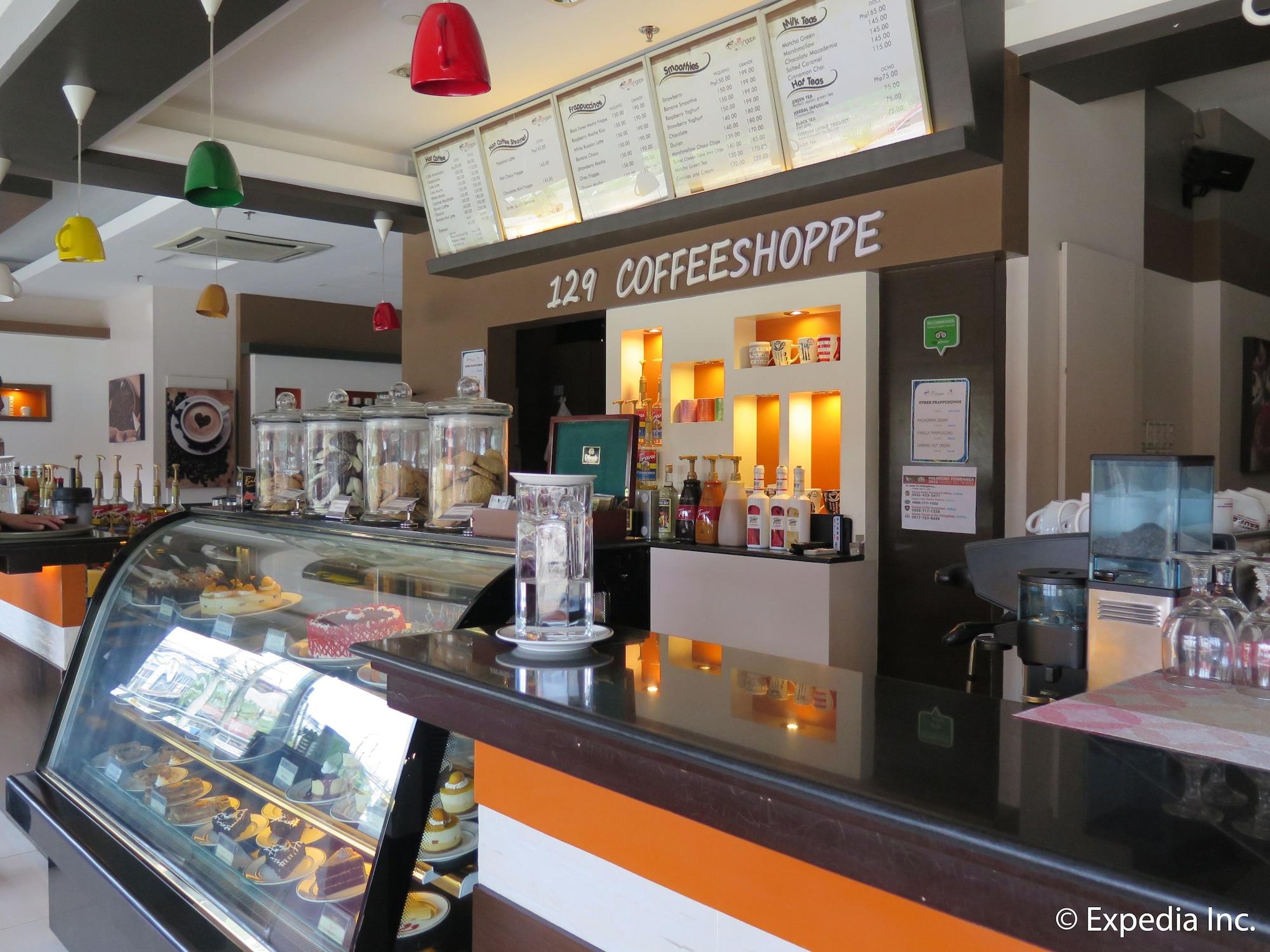 Restaurant Big 8 Corporate Hotel