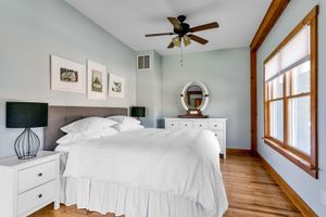 Alquiler Vacacional - Spacious/Secluded Home w/Pool, Chefs Kitchen, Neighboring Farm Pastoral Views