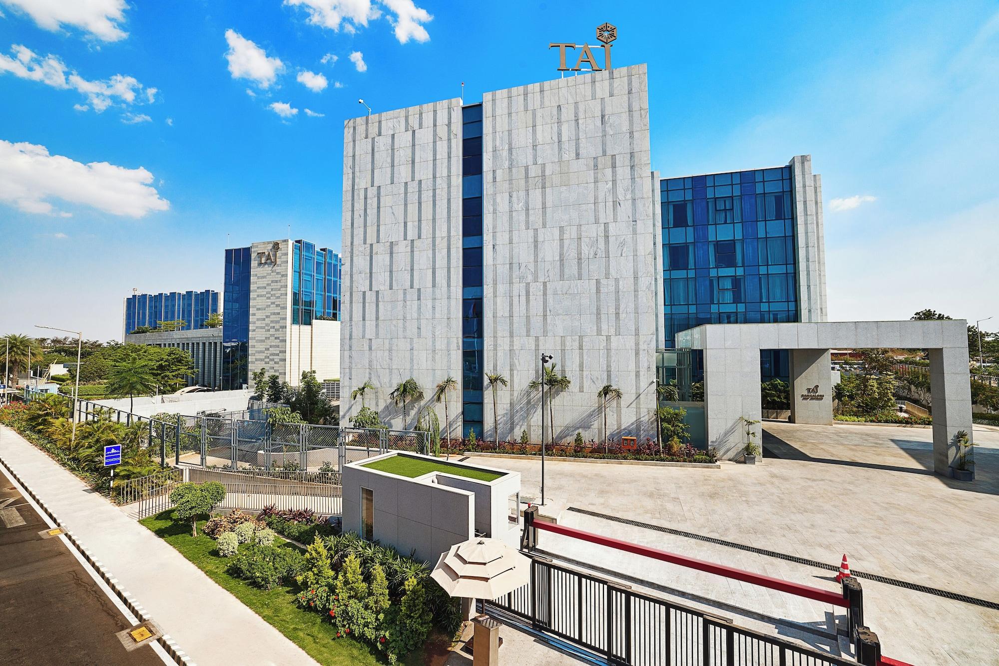 Vista Exterior Taj Bangalore