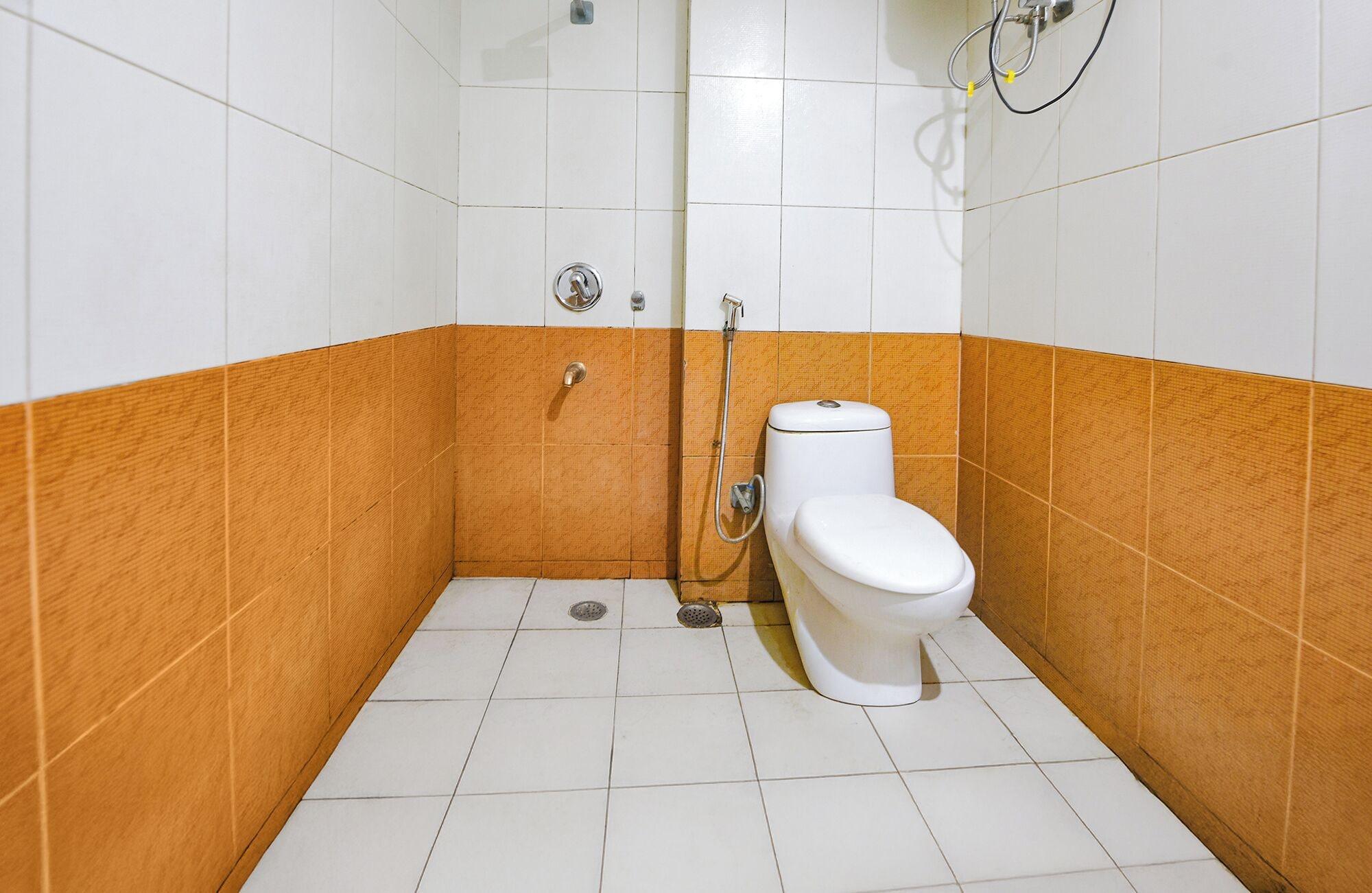 Equipamiento de Habitación Fabhotel Atithi