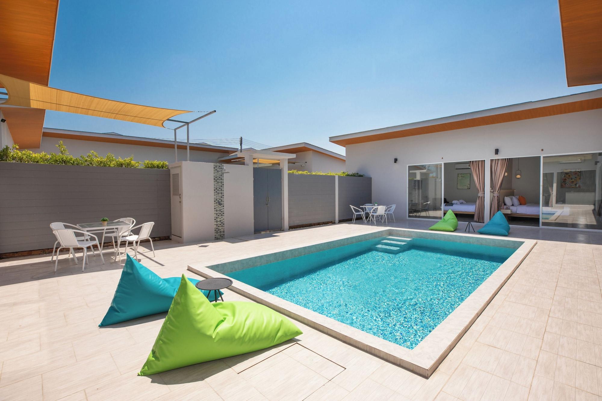 Vista Exterior Andaman Sea Best Pool Access & Villas