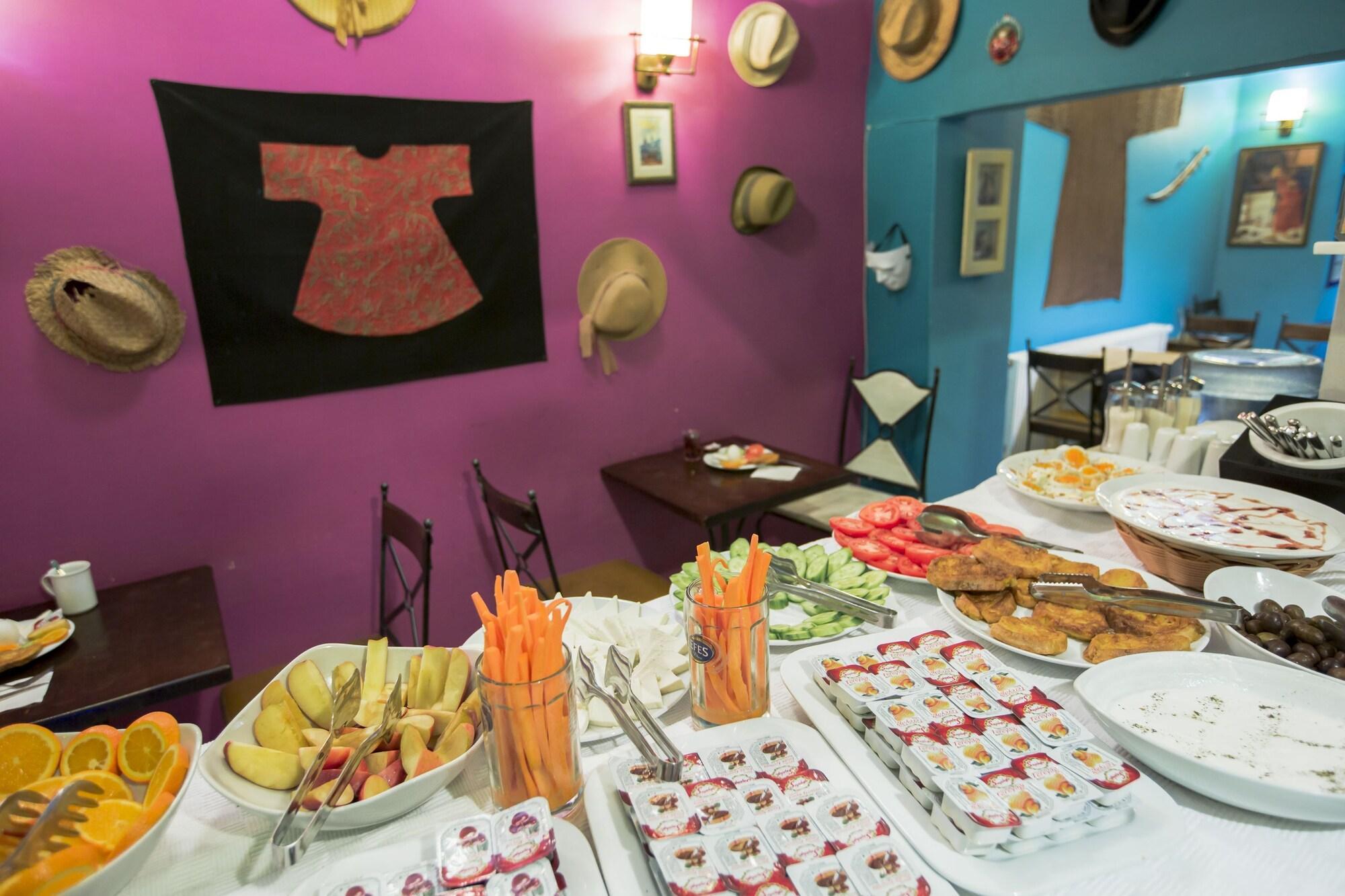 Restaurant Cheers Hostel