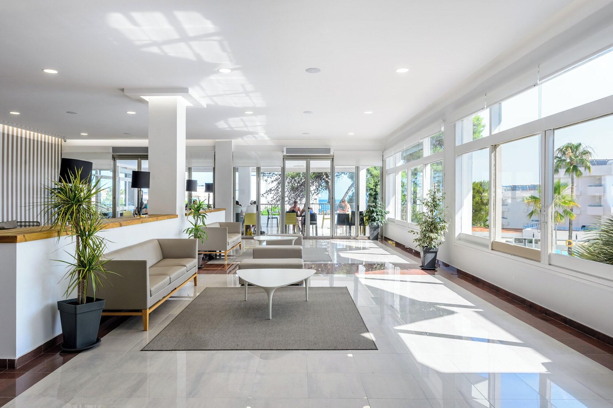 Vista Lobby Hotel Vibra Riviera