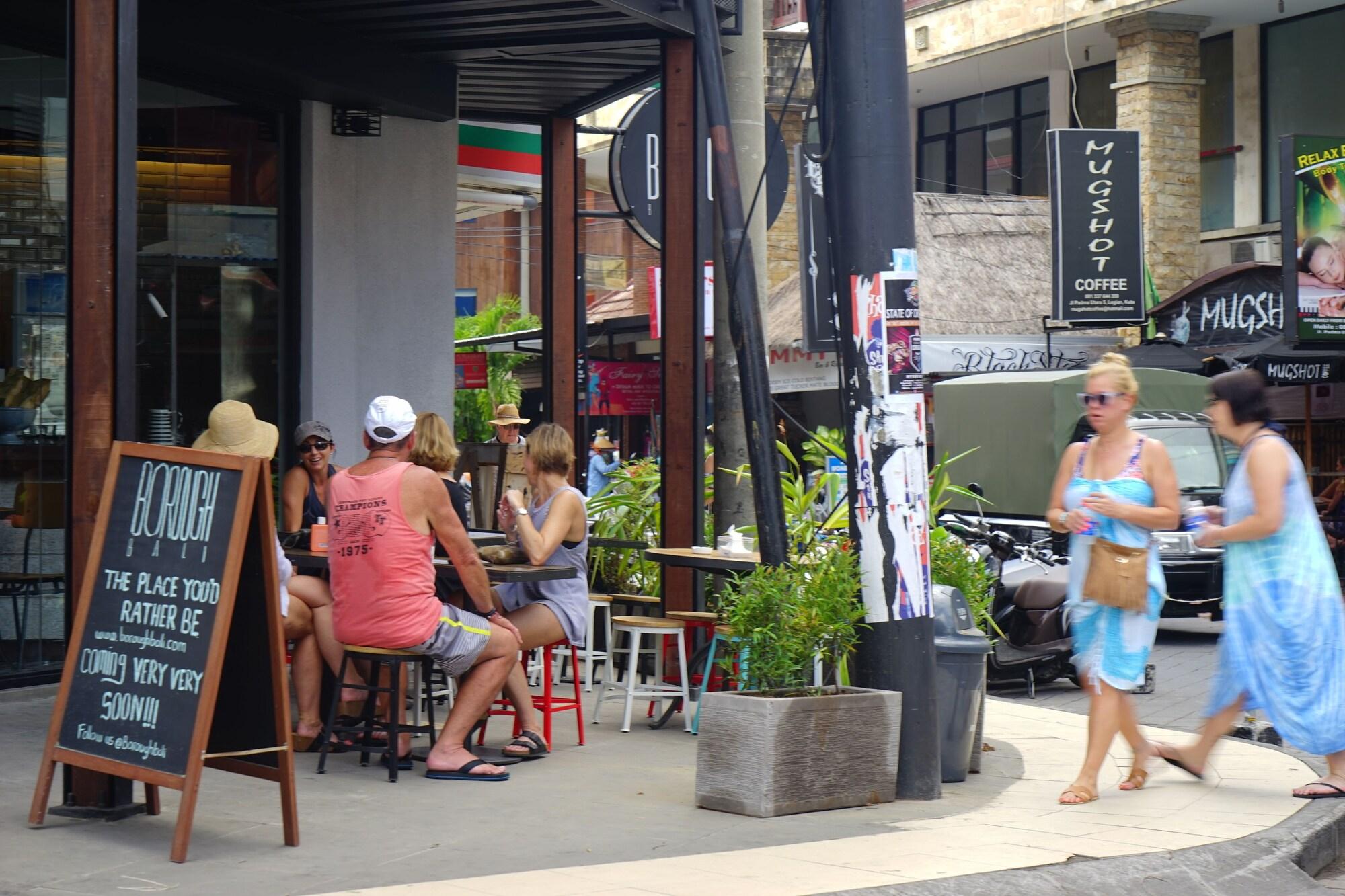 Bar/Salón Borough Capsule Hostel Bali