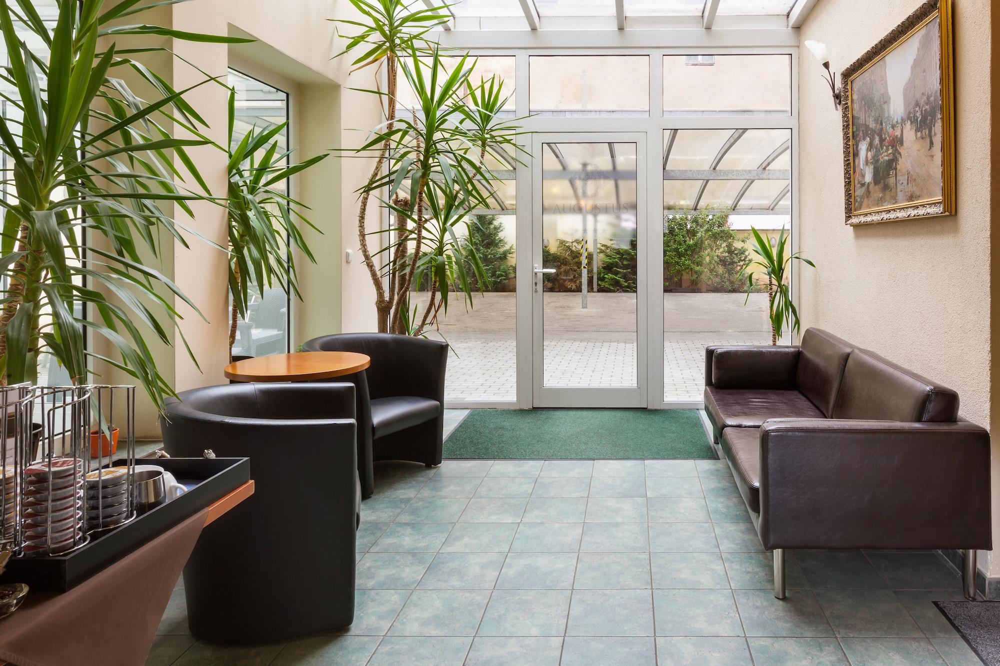 Vista Lobby Hotel Augustus et Otto